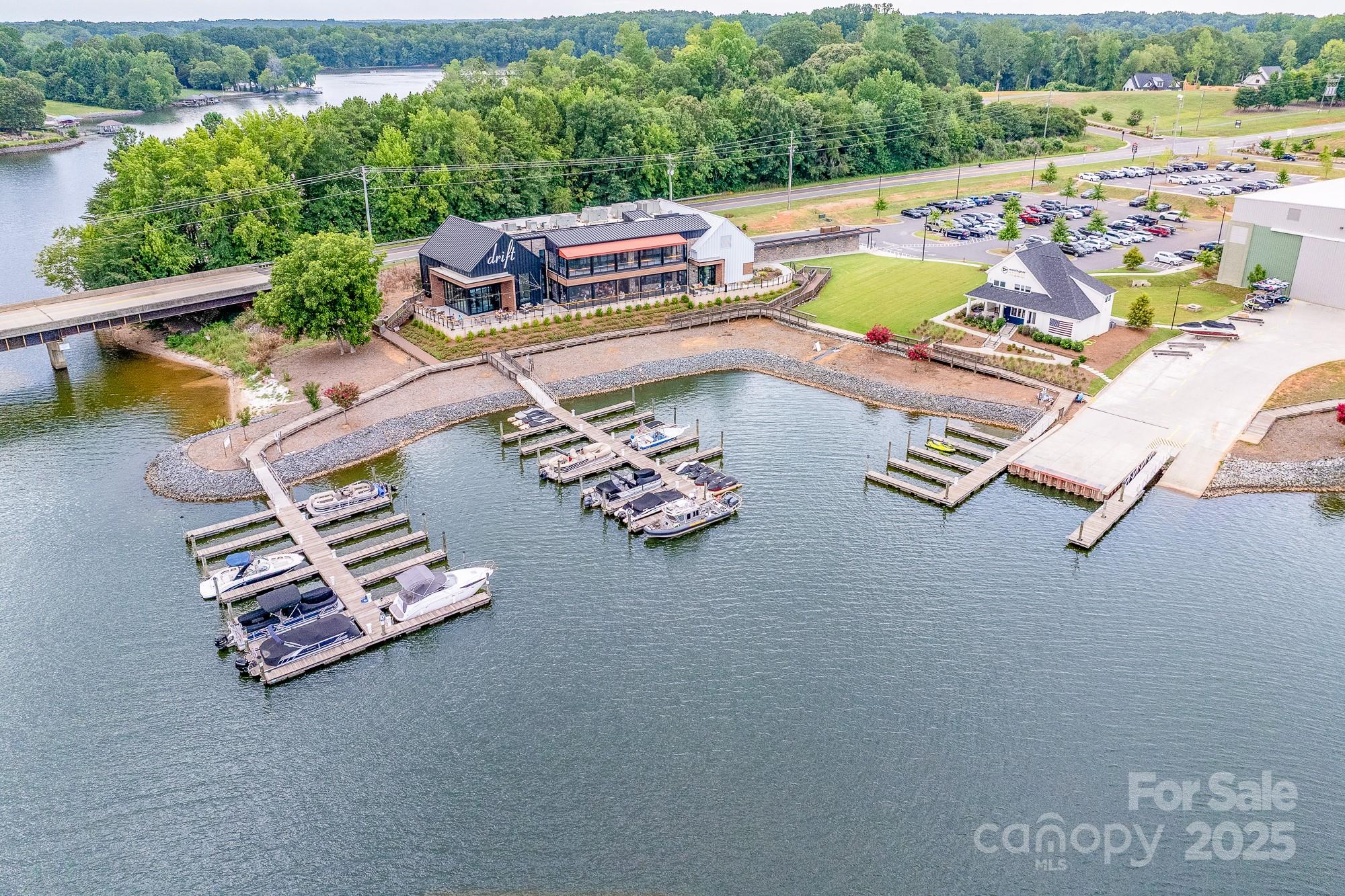 McLean - South Shore - Land