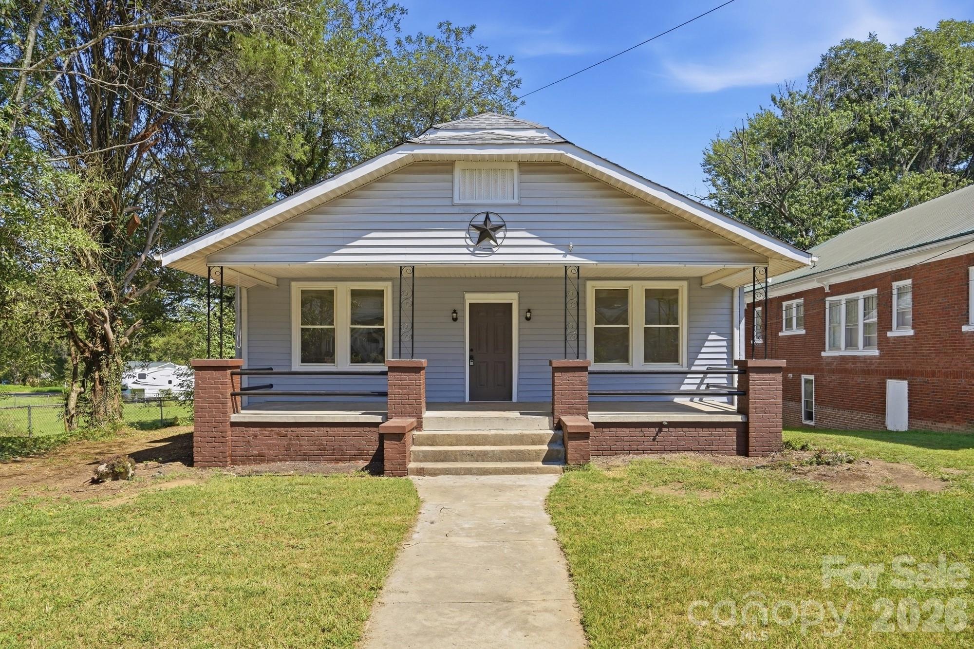 704 4th Street