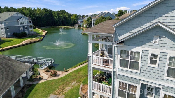 18742 NAUTICAL DR APT 301, CORNELIUS, NC 28031 - Image 43fb442fc2e00bbc76ad297eb0715ee8/1699203338