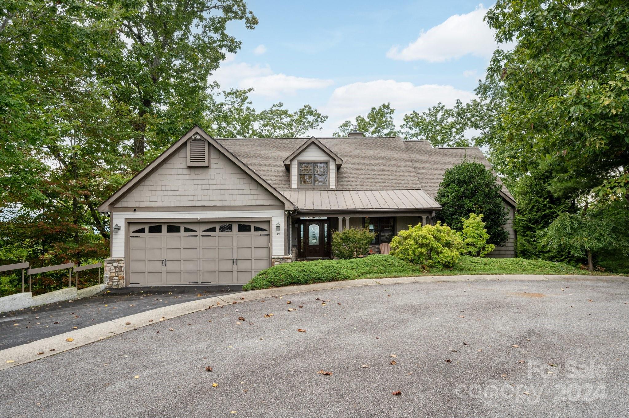 Dunroy on Rutledge - Residential