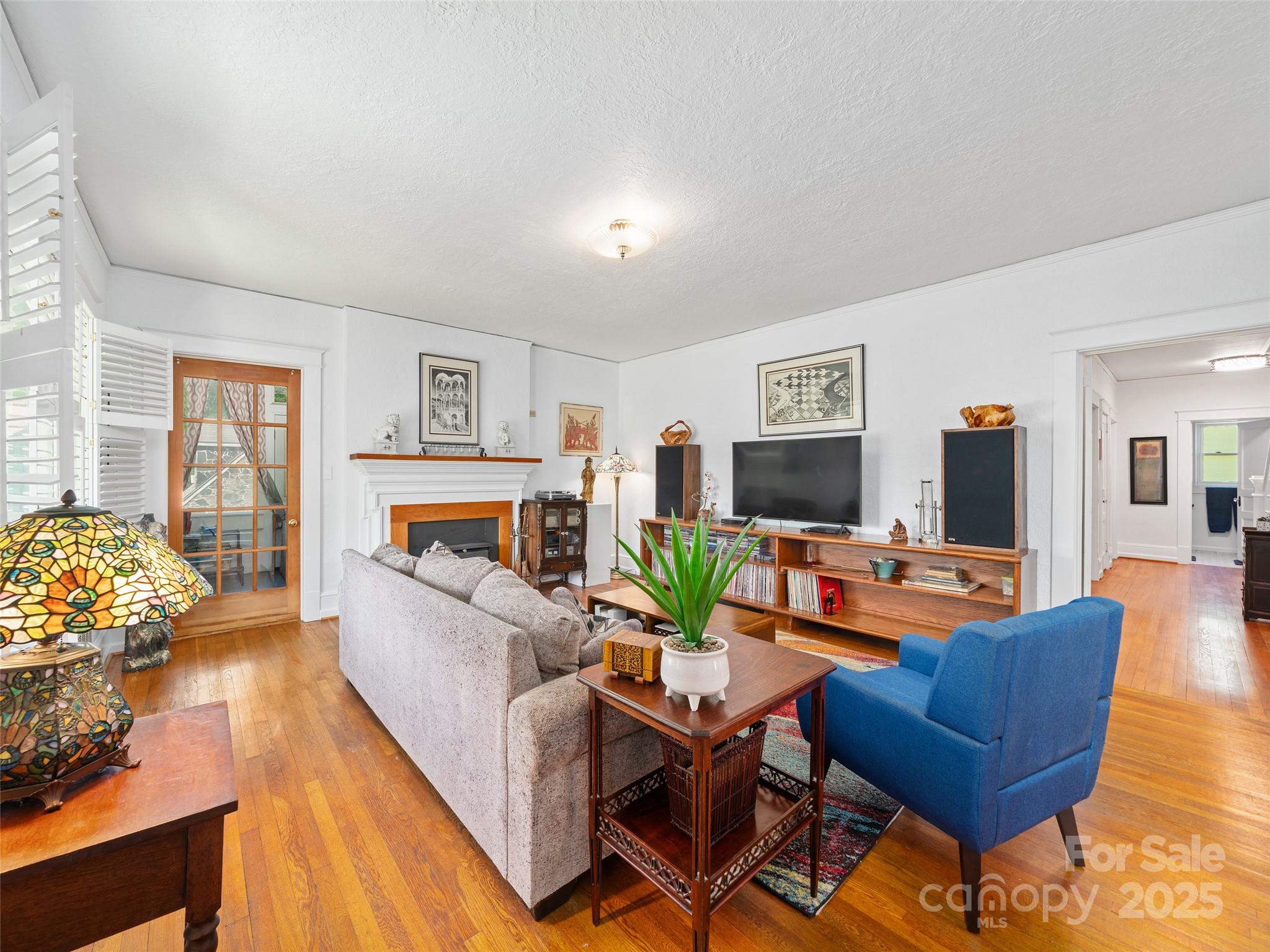 159 Pine Avenue