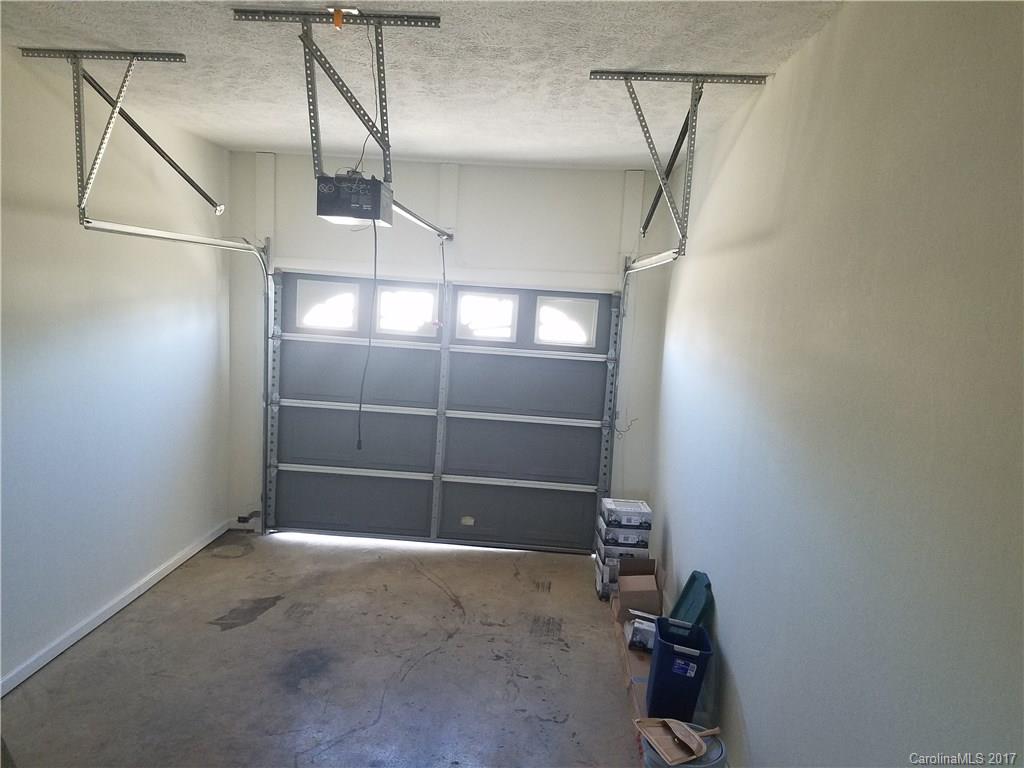 Hampton Glen - Residential