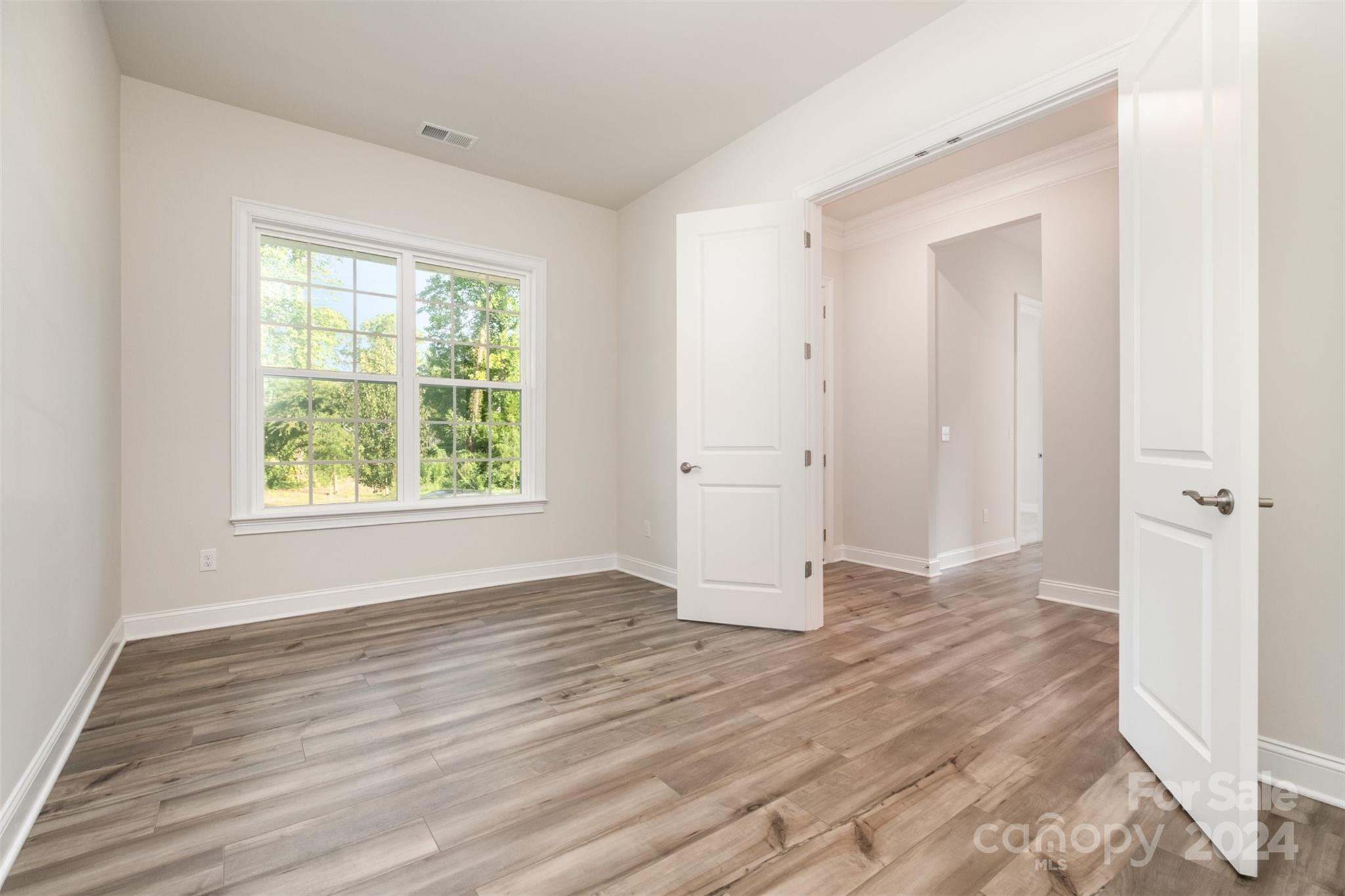 Imagery on Mtn Island - Residential