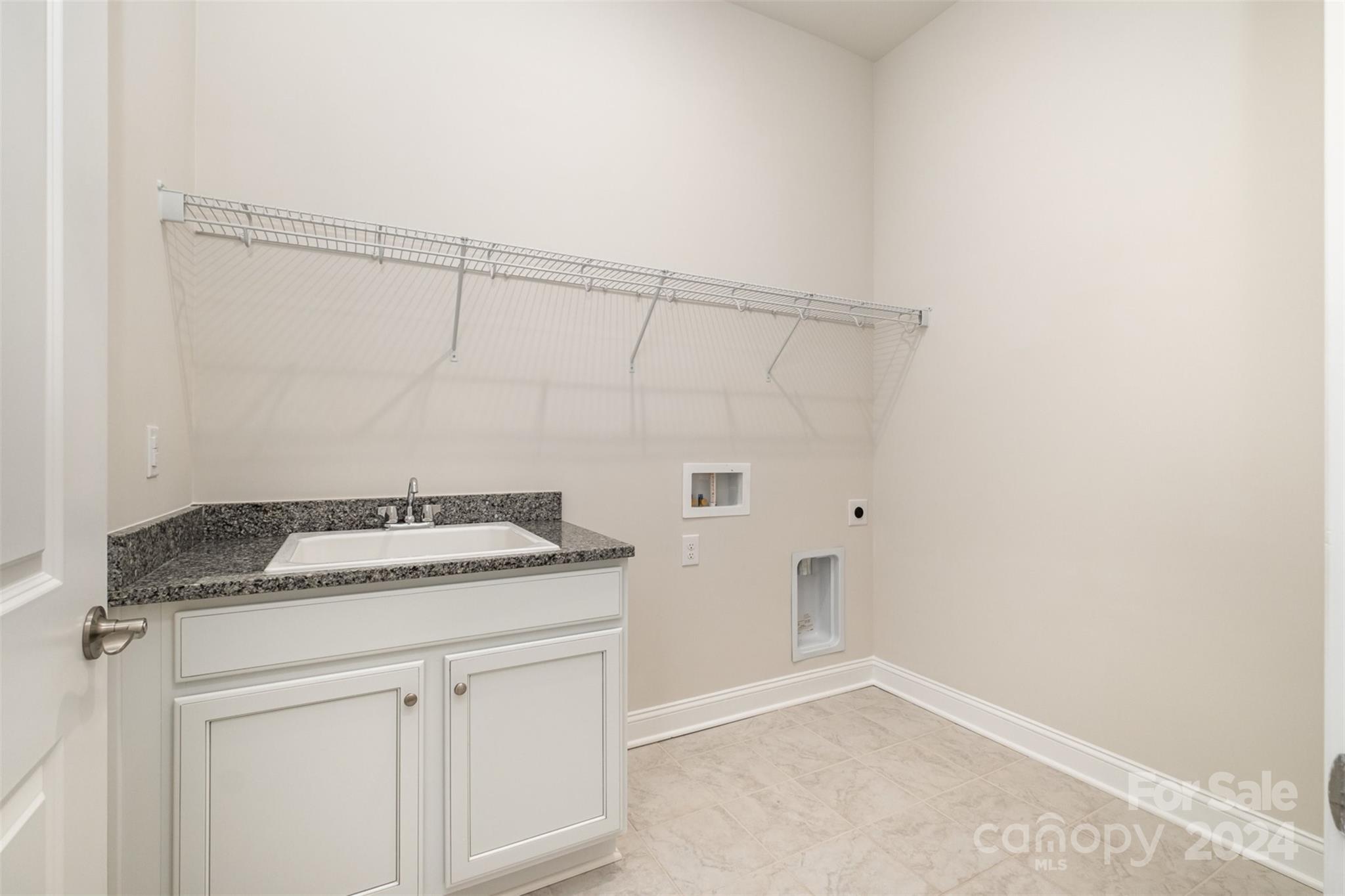 Imagery on Mtn Island - Residential