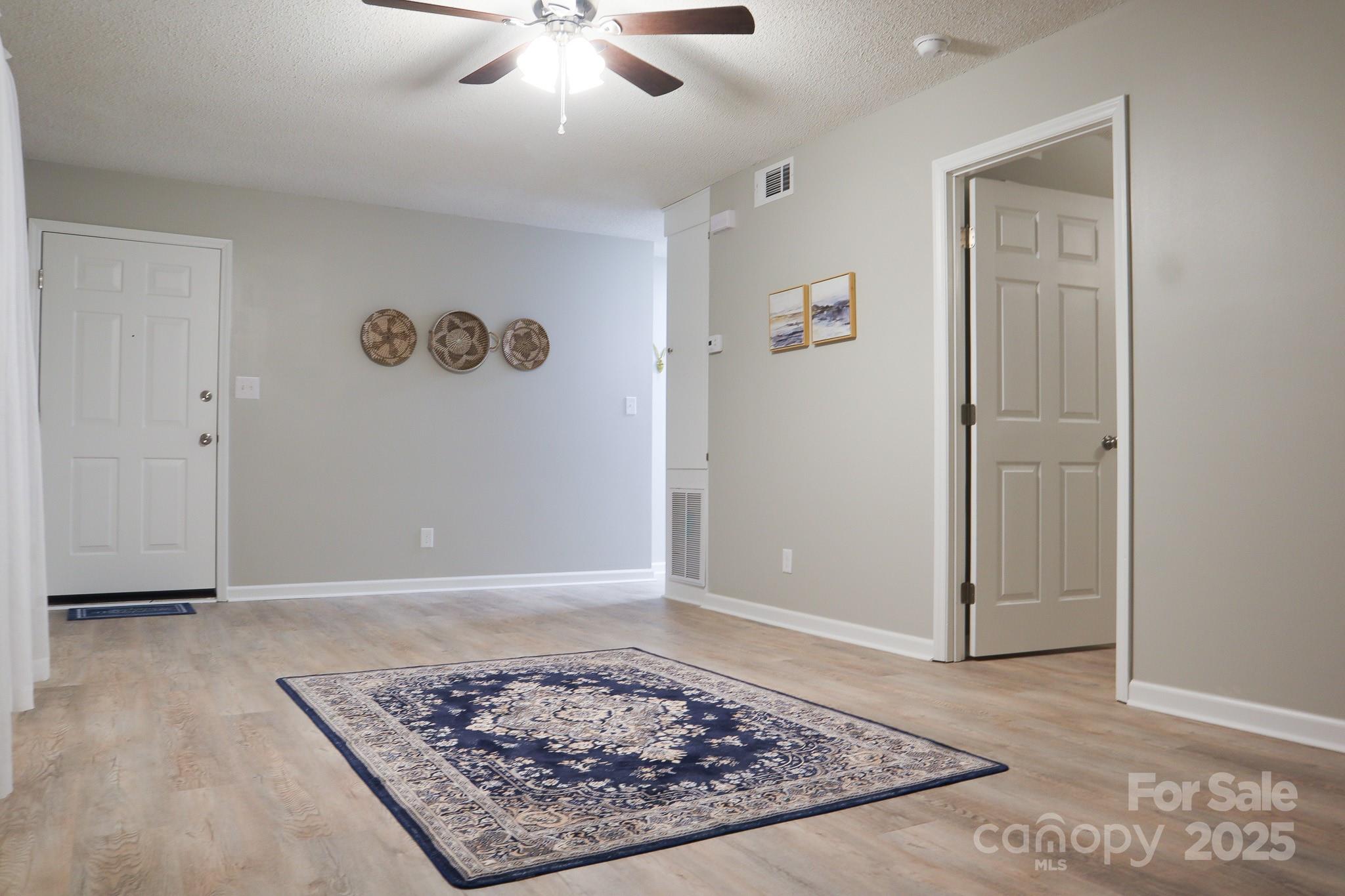 525 12th Street SW 26