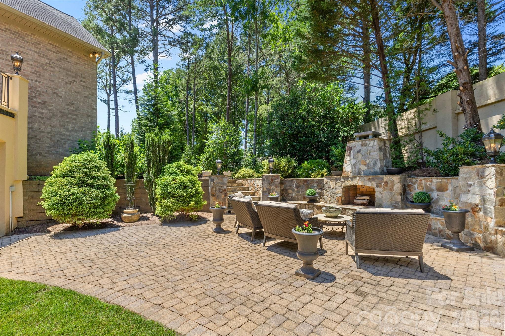 Saratoga Woods - Residential