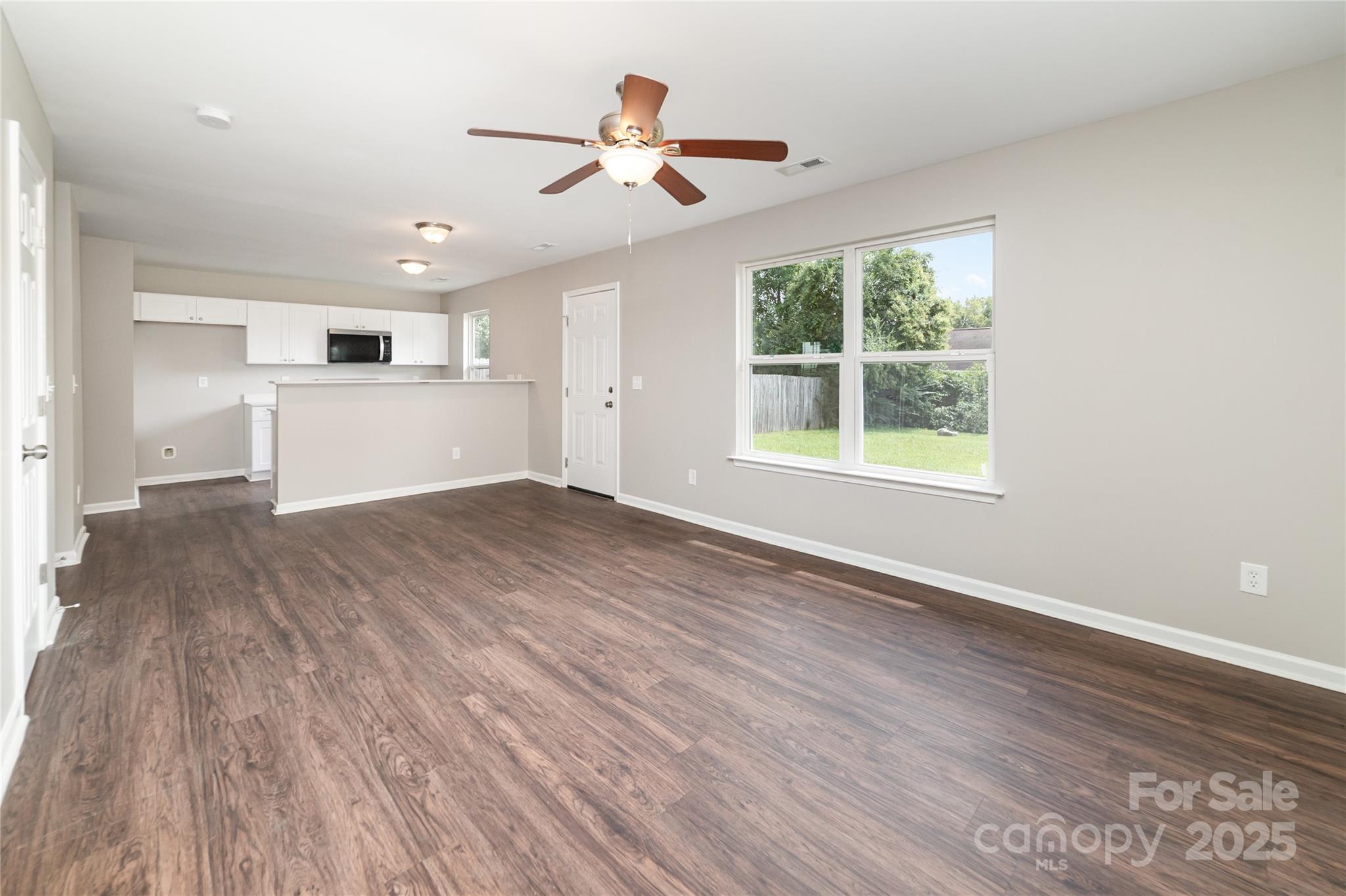4437 Esmeralda Drive
