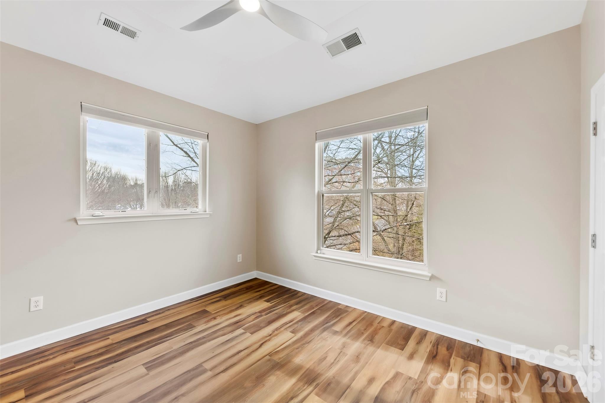 Spinnaker Reach - Residential