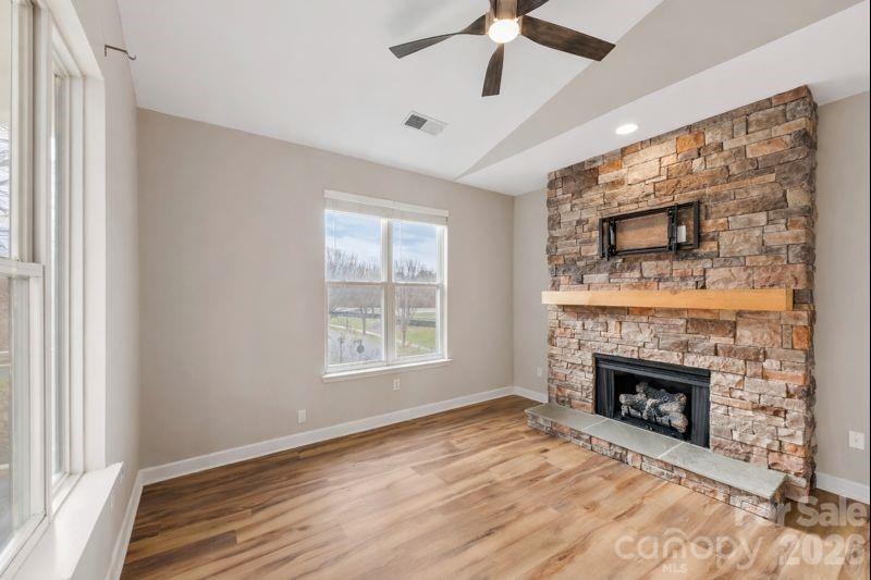 Spinnaker Reach - Residential