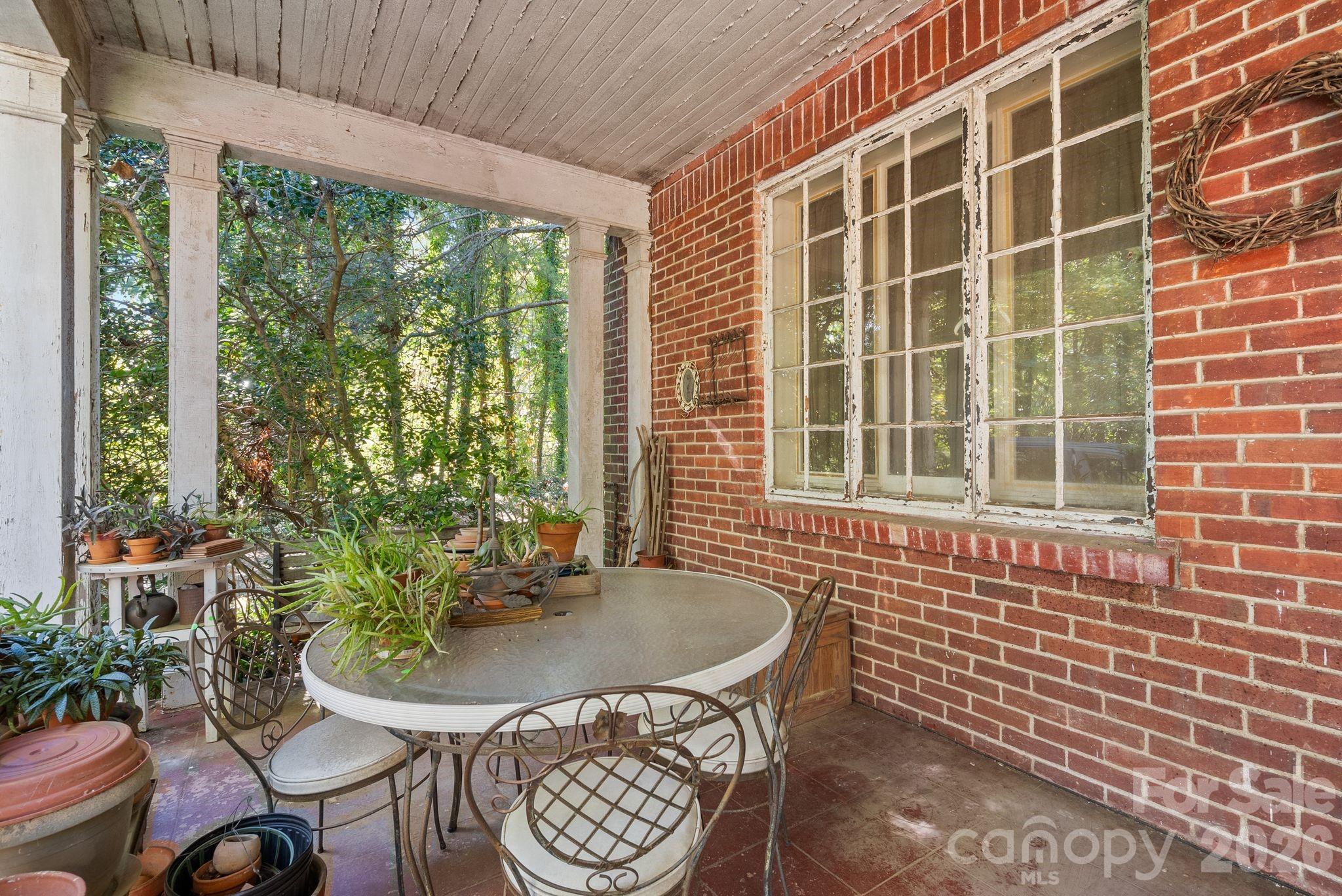 Kenilworth - Residential