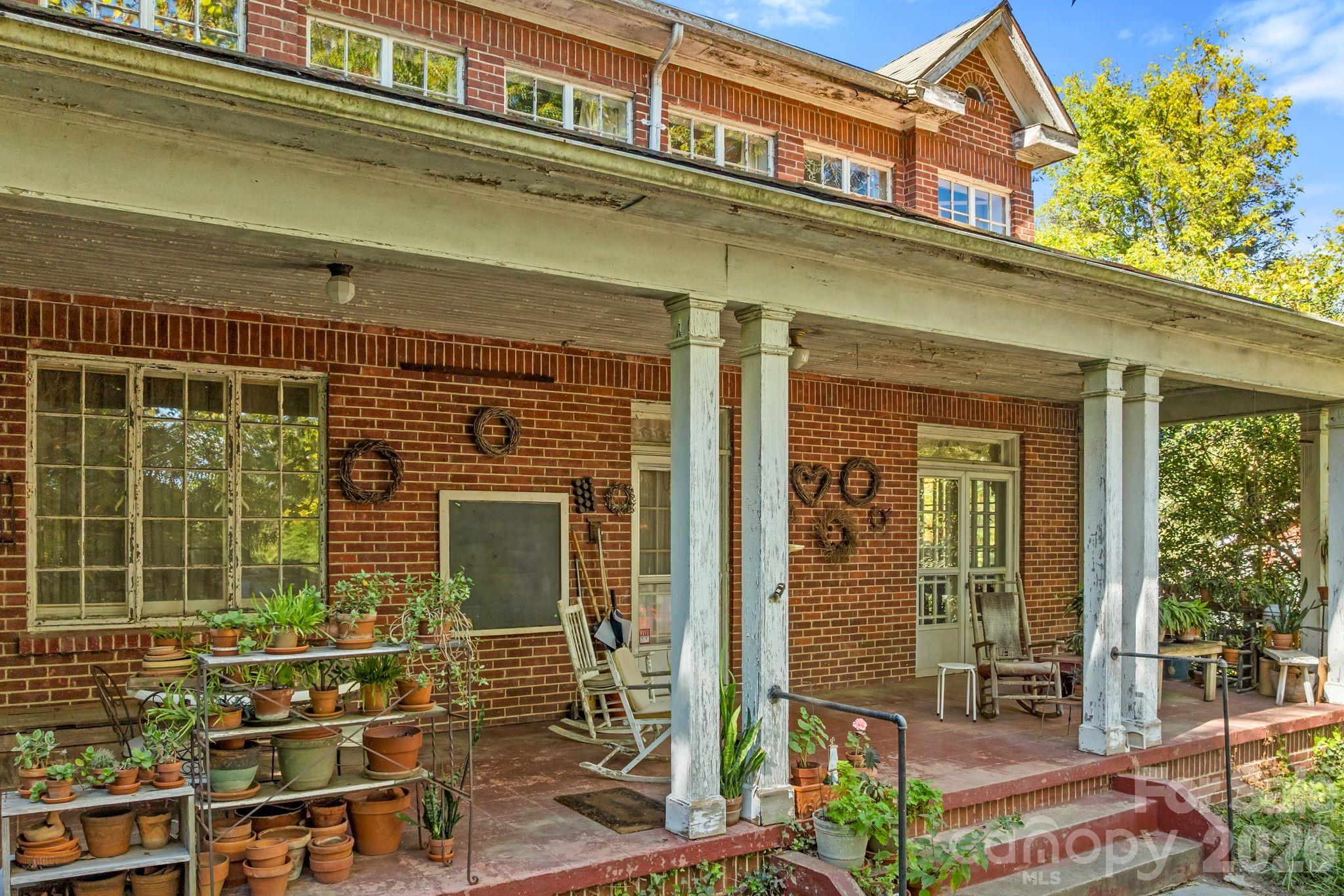 414 Beaucatcher Road