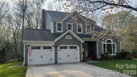 Photo of 10729 Schooner Bay Lane, Charlotte, NC 28215 (MLS # 4361347)