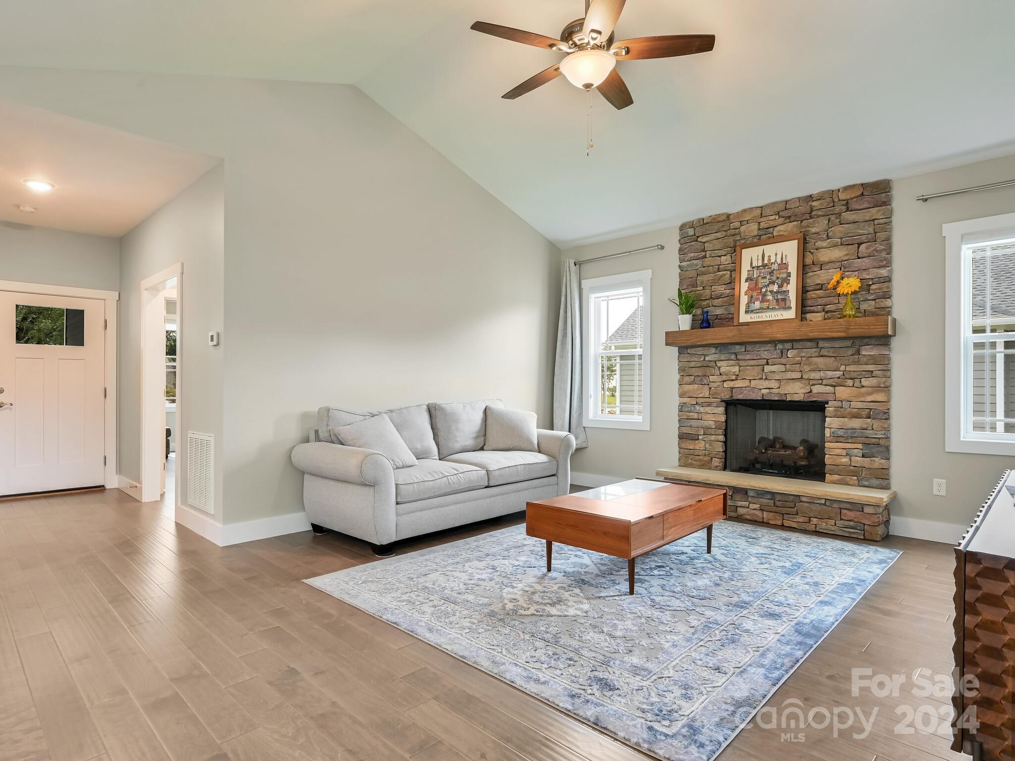 The Cottages at Windy Knoll - Residential