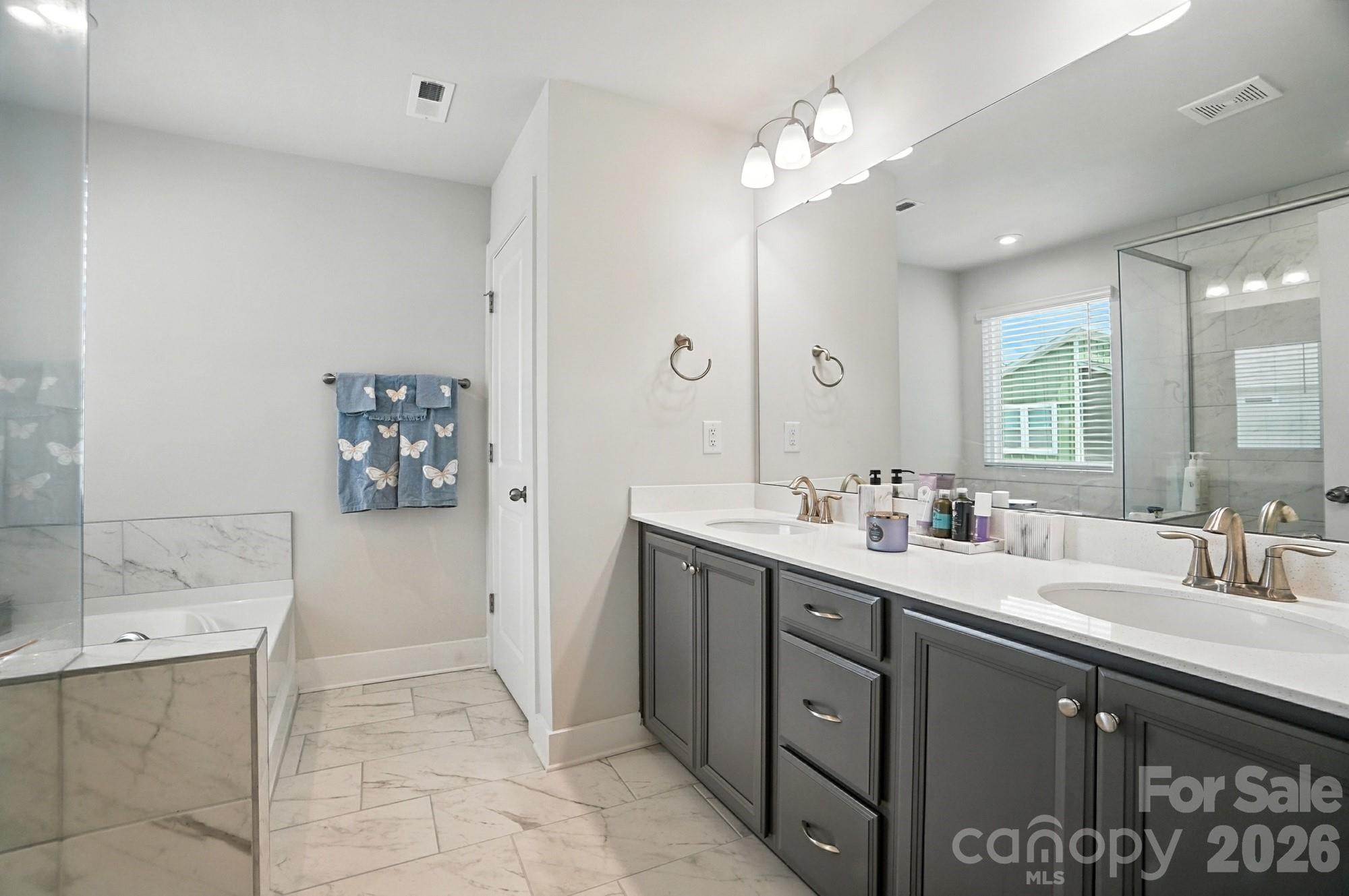 Aria at the Park - Residential