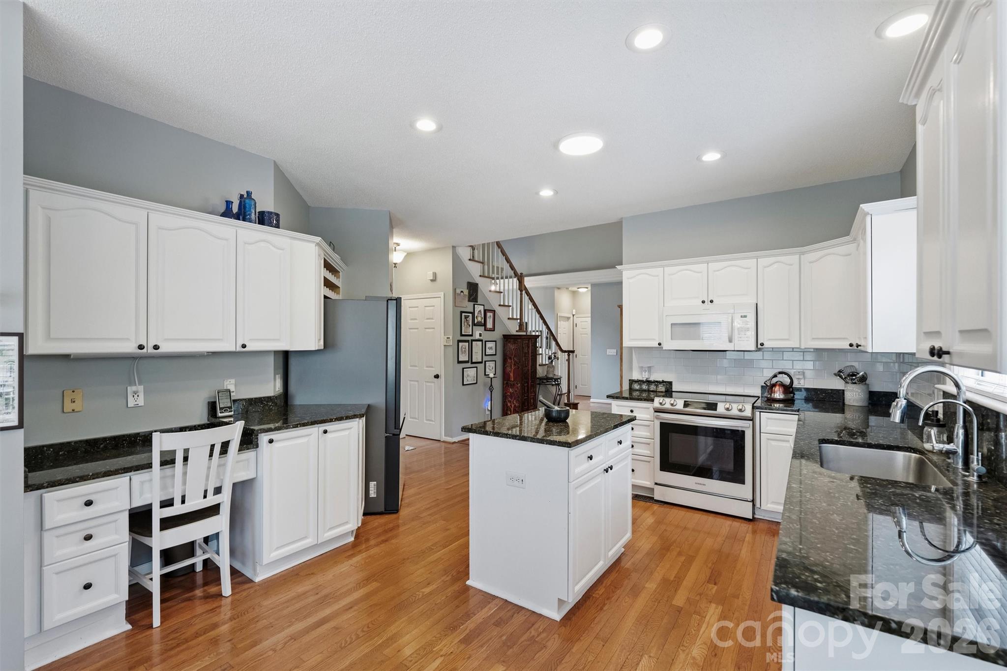 Oxford Glen - Residential