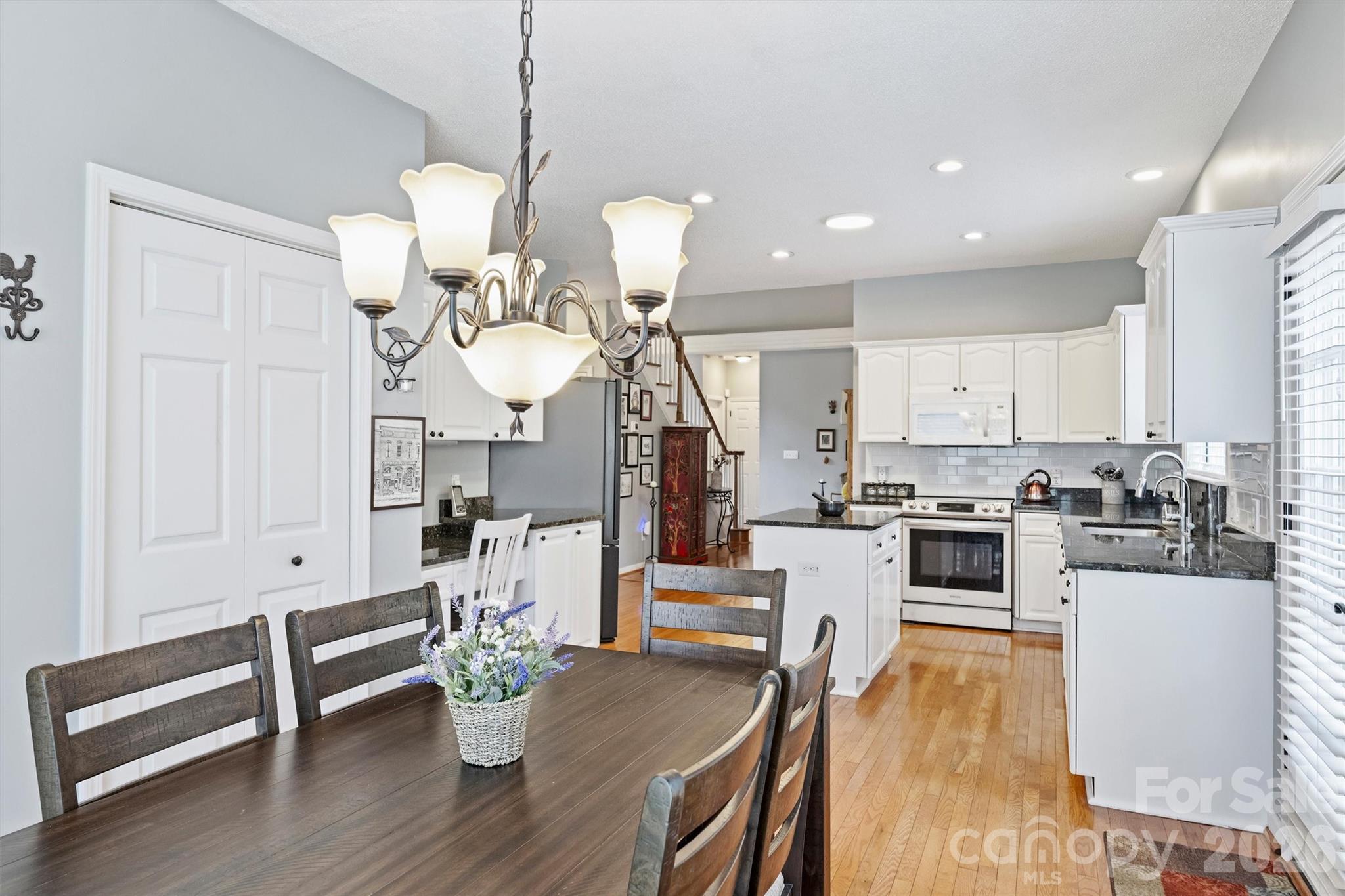 Oxford Glen - Residential
