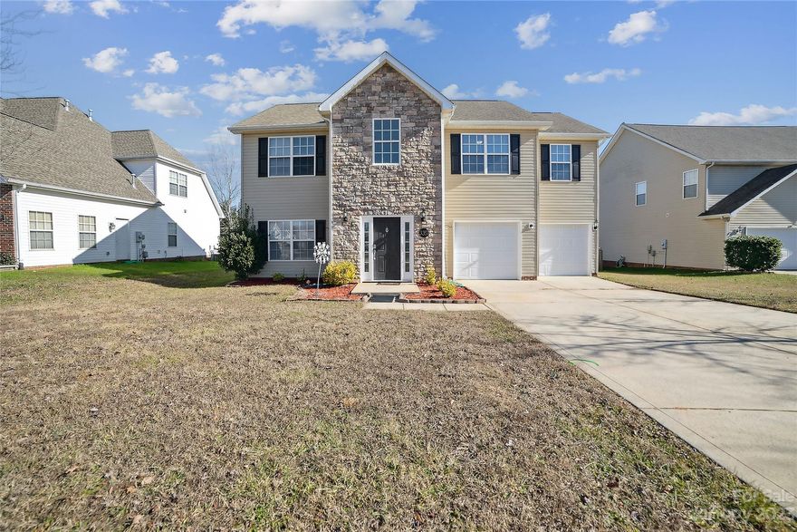 Charming Lake Wylie area 5-bedroom home situated at end of quiet, cul-de-sac street!! Open floor plan with tons of natural light! Huge 2-story Great Room w/cozy gas logs fireplace! Large owner's retreat with vaulted ceiling, dual vanity, walk-in shower, garden tub, & walk-in closet. Tile flooring in 2nd floor full baths. Spacious office w/French doors on main level overlooking backyard. Private, fenced backyard w/large patio that's great for entertaining. Oversized 2 car garage w/service door. Awesome neighborhood amenities - pool, club house, tennis courts, fishing pond, pavilion, playground & walking trails! Low York County taxes & highly rated Clover schools!! Home eligible for 100% USDA mortgage financing! Easy access to shopping, dining & Lake Wylie access! Easy drive to Rock Hill, Charlotte, Belmont & Gastonia!! 1 year Home Warranty!