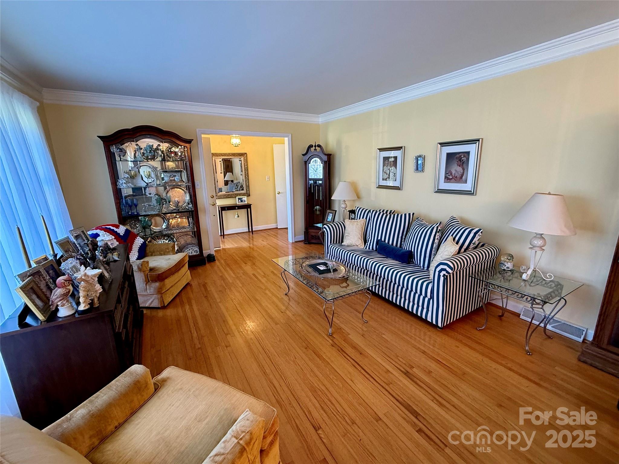 7632 Rolling Hill Road