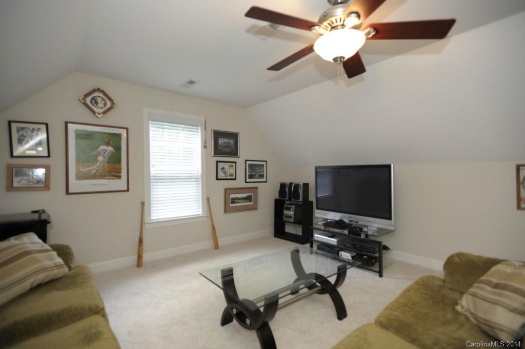 Crown Harbor - Residential