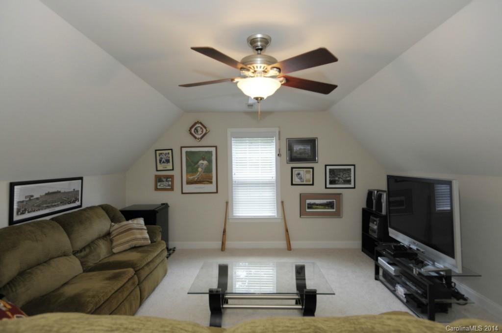 Crown Harbor - Residential