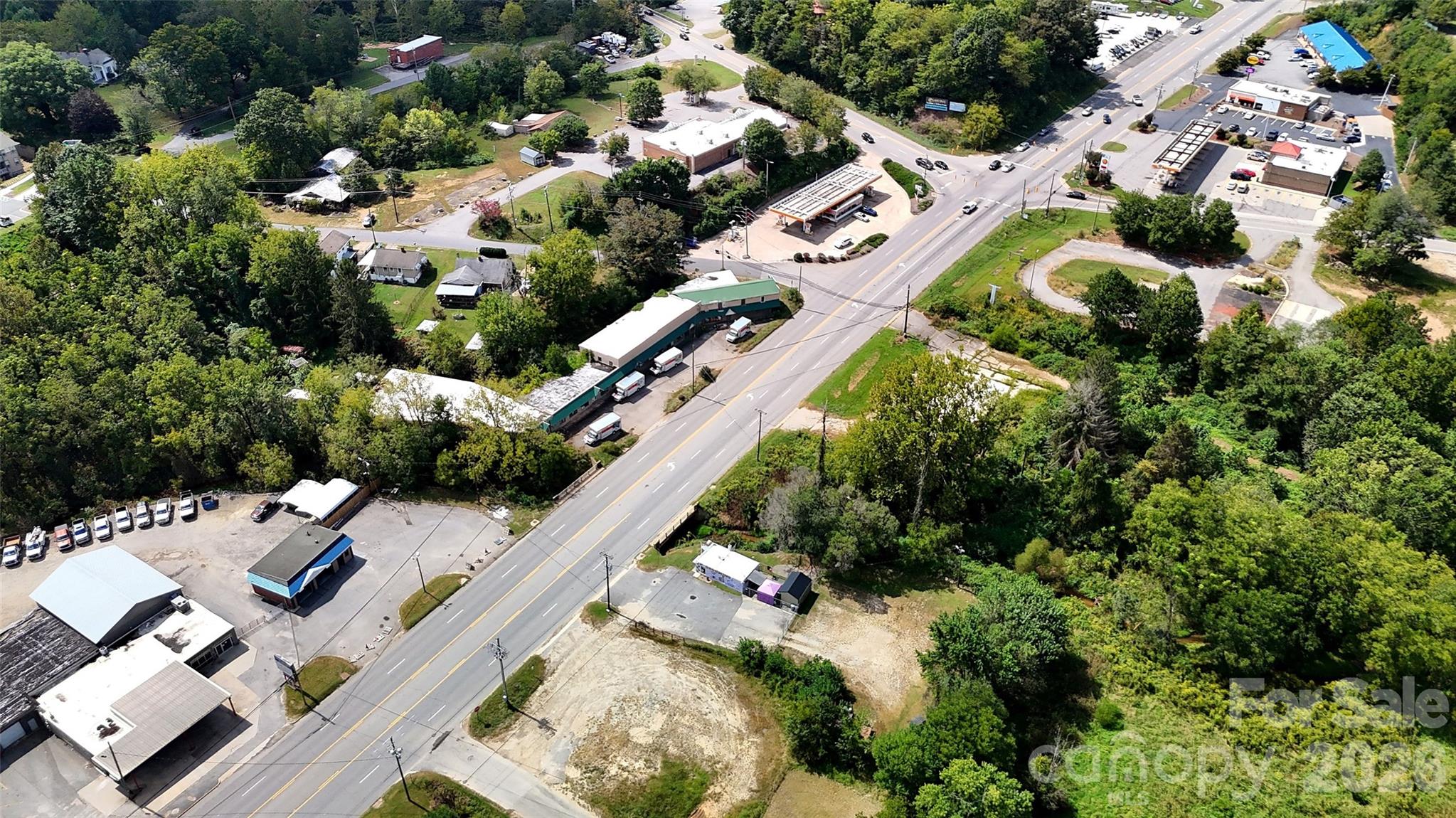 1482 Smokey Park Highway