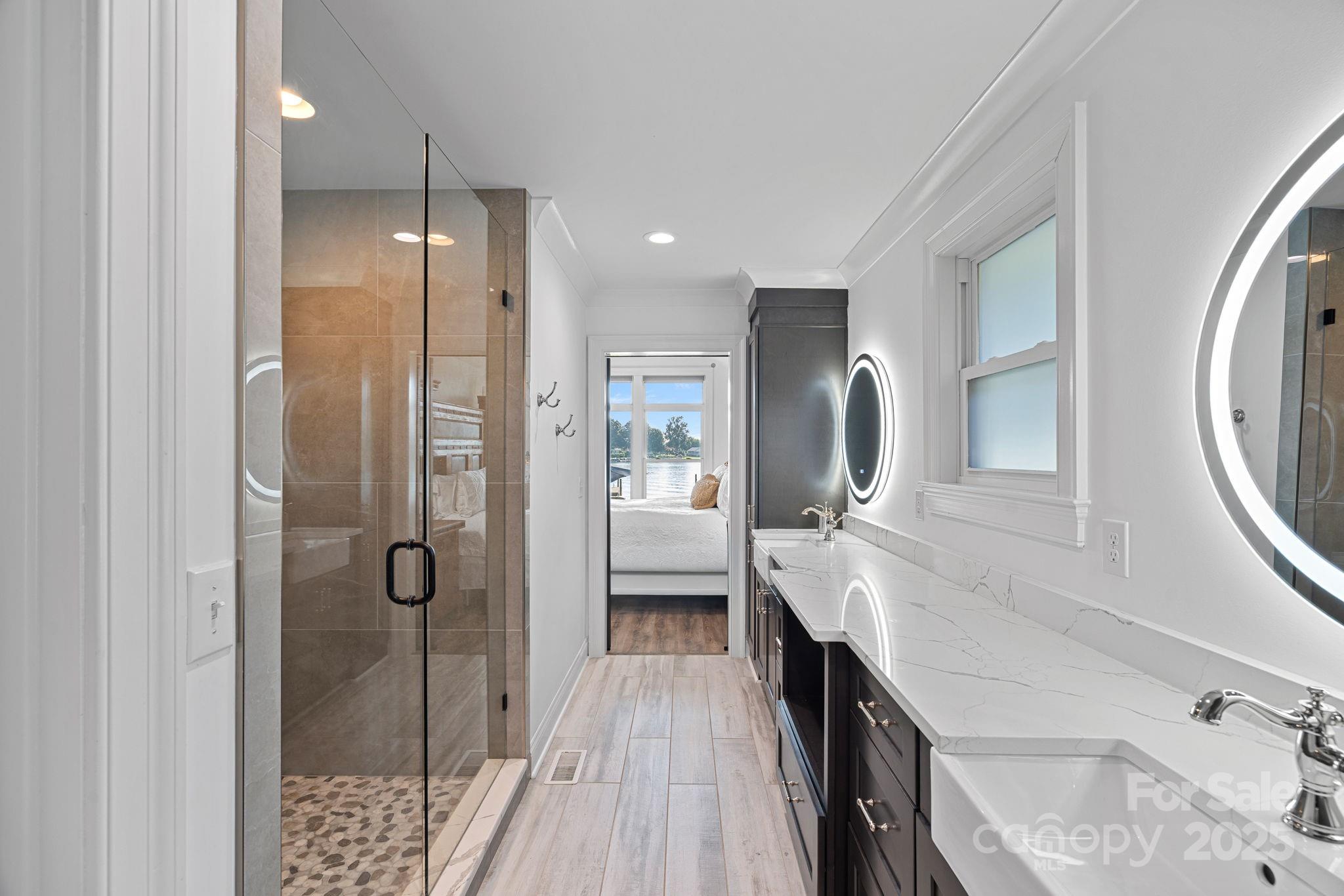 Island Forest - Residential