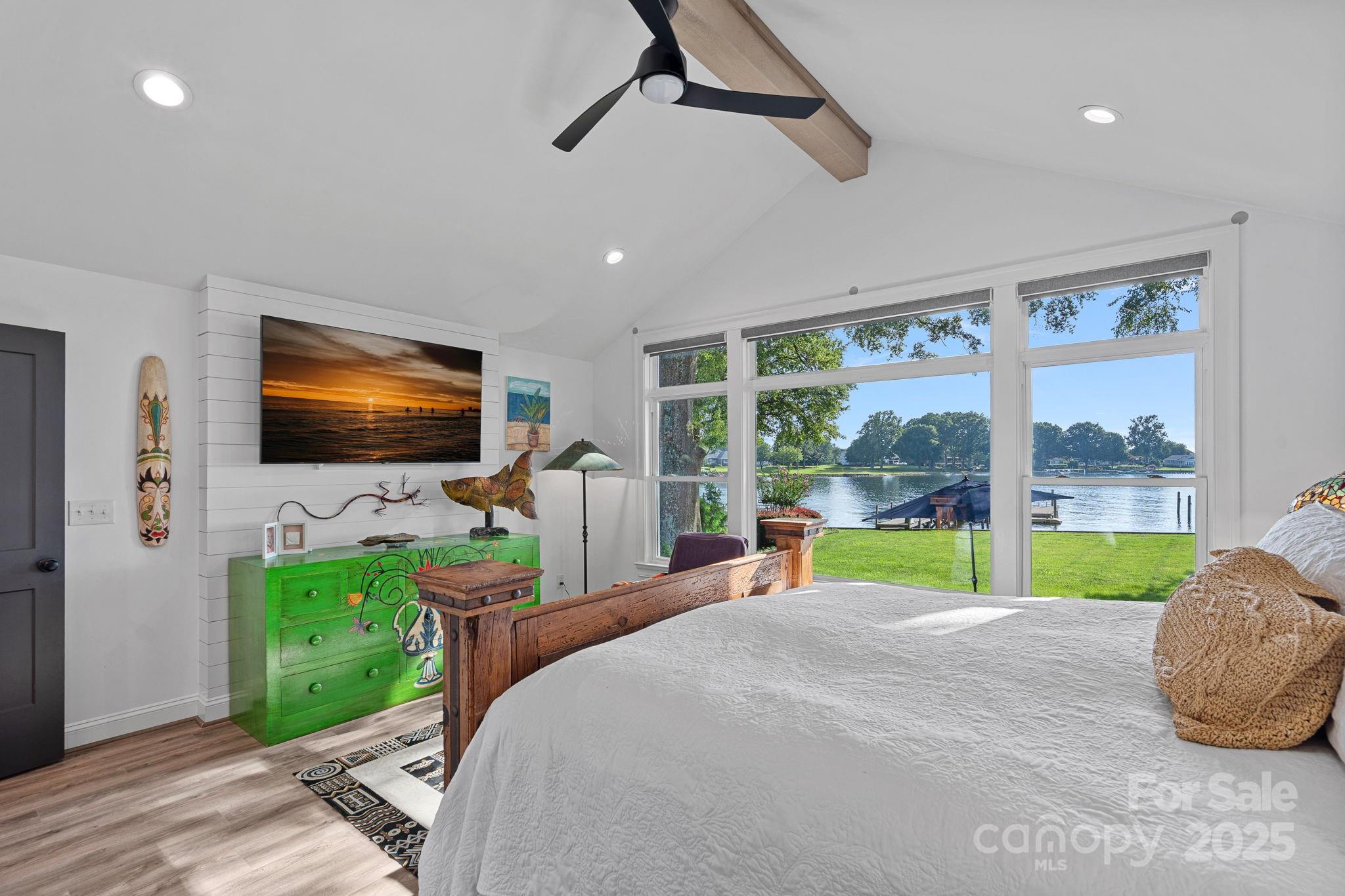 Island Forest - Residential