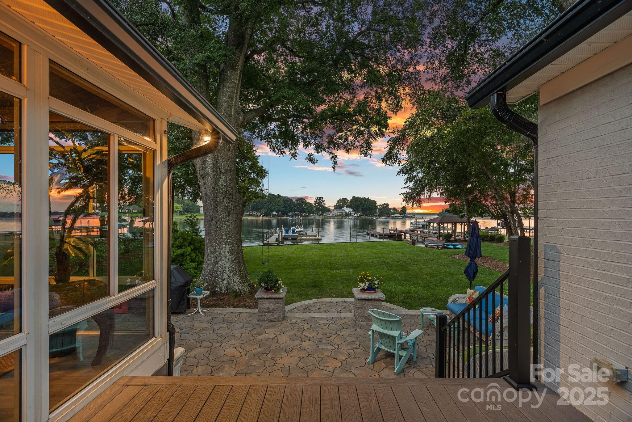 Island Forest - Residential