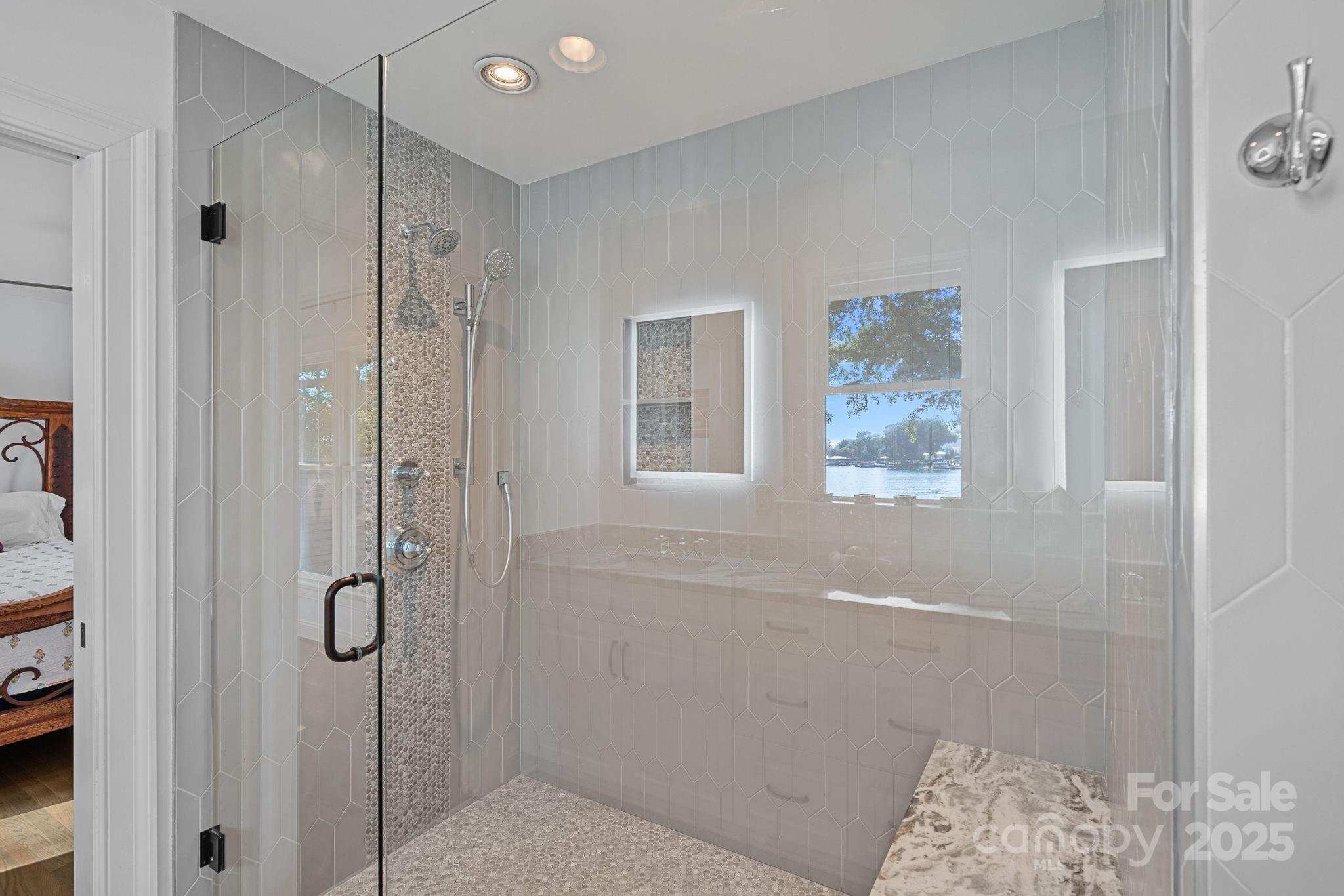 Island Forest - Residential