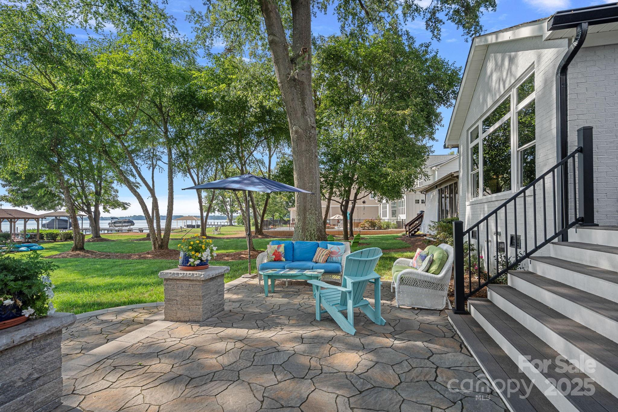 Island Forest - Residential