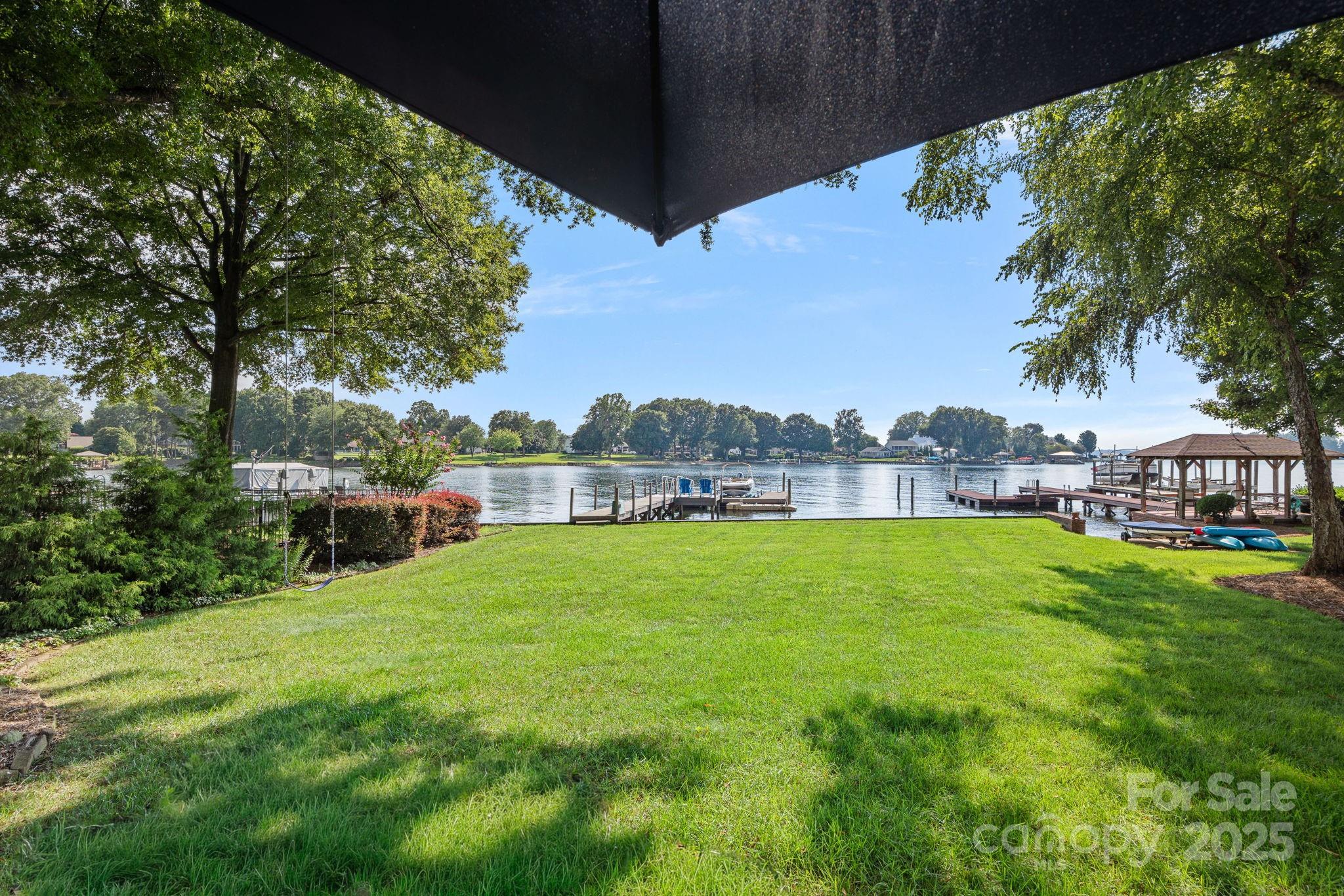 Island Forest - Residential