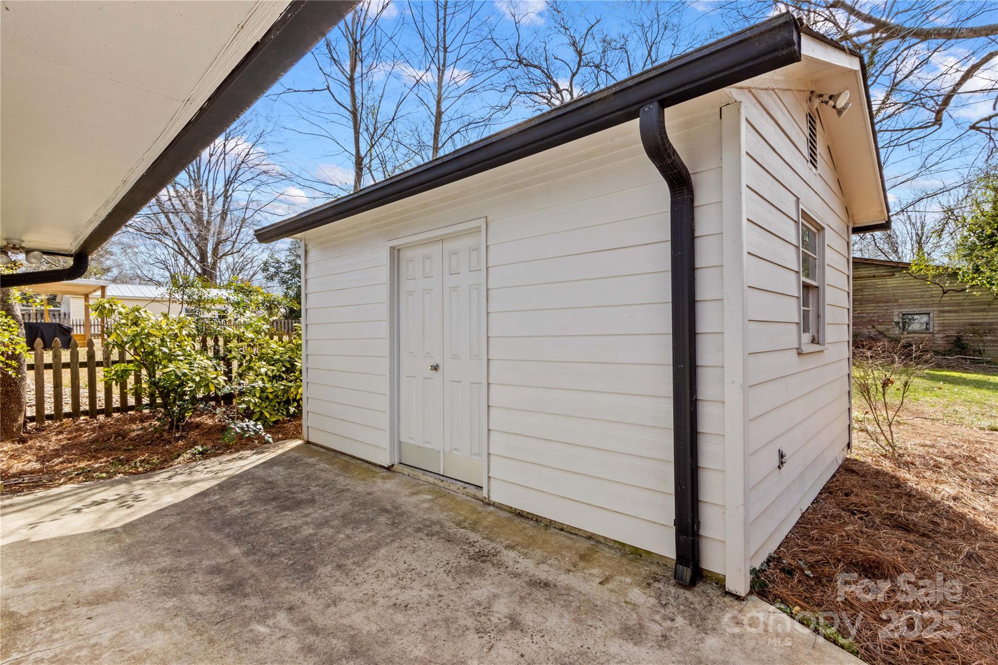 Hill Crest - Residential