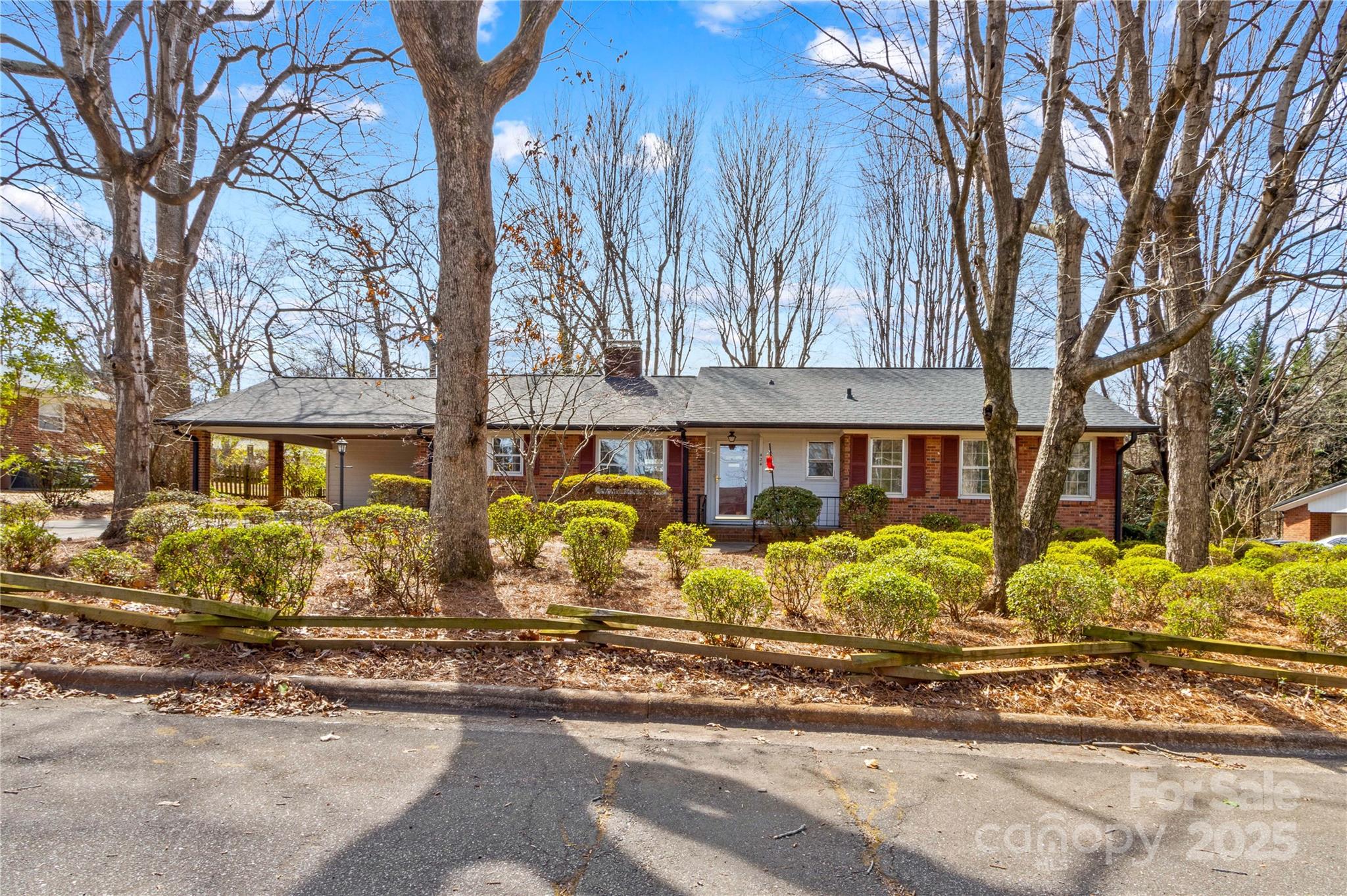 Hill Crest - Residential
