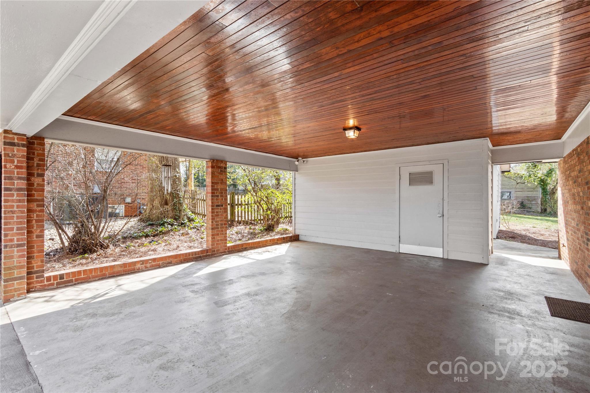 Hill Crest - Residential