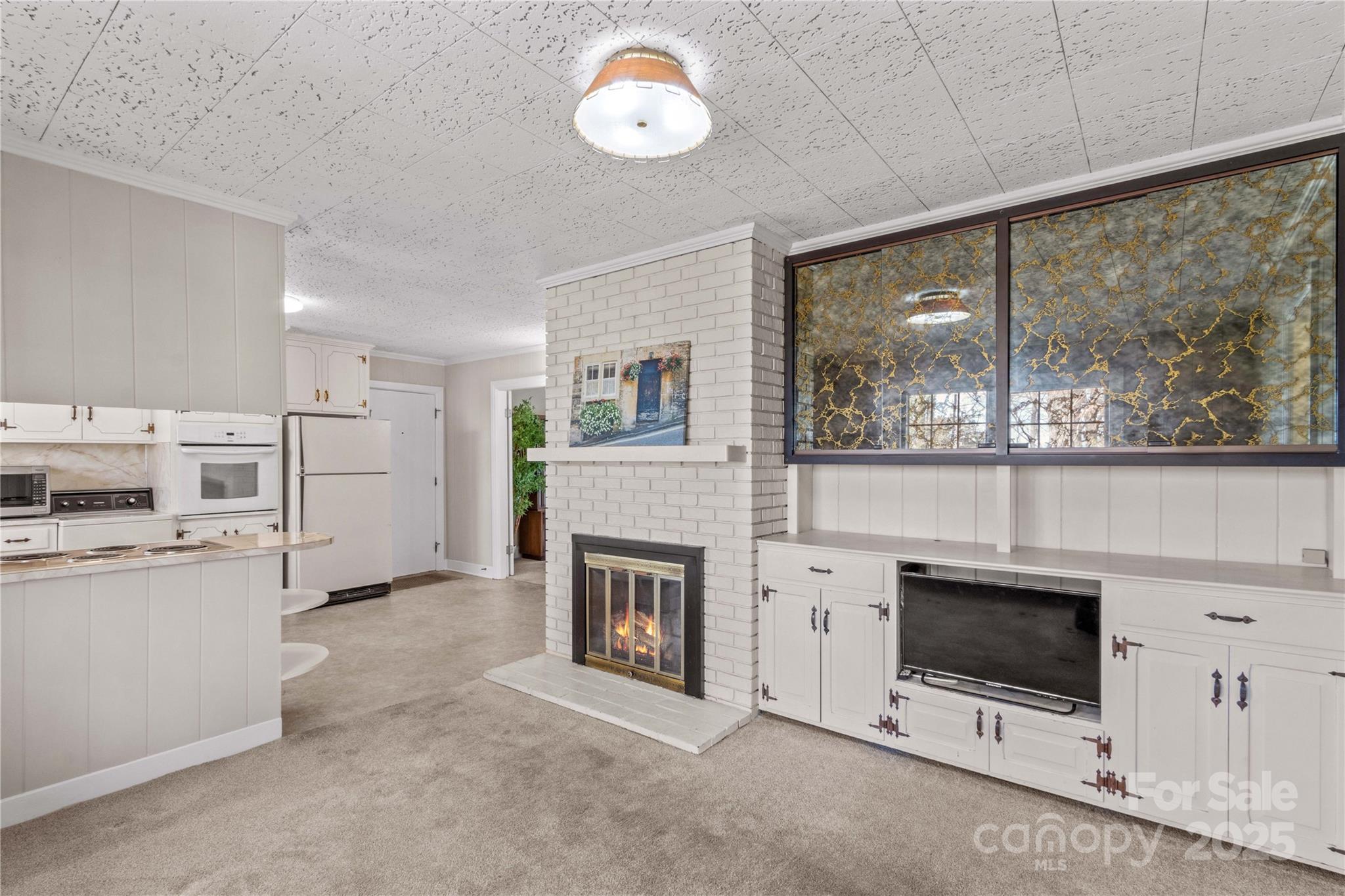 Hill Crest - Residential