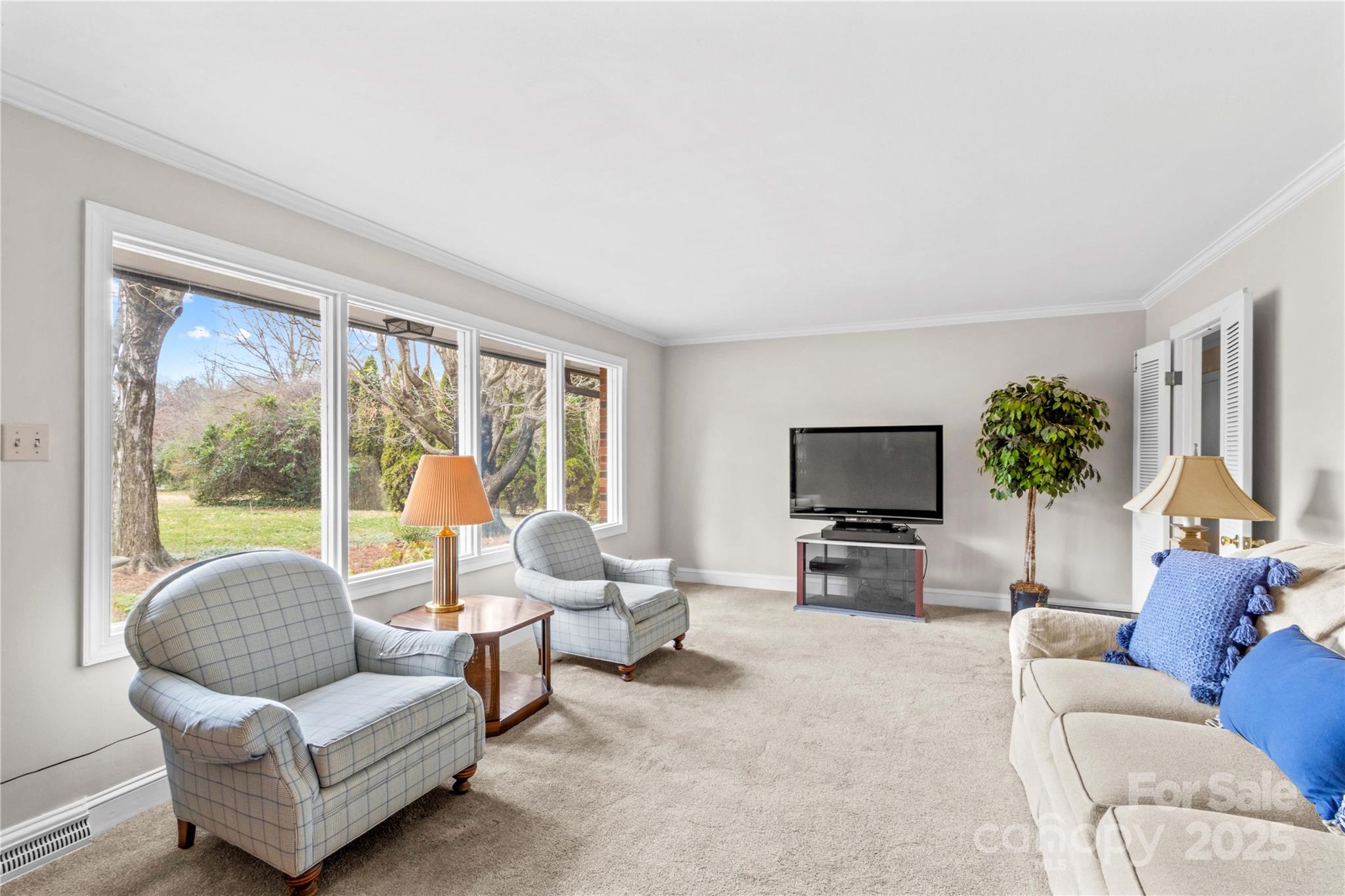 Hill Crest - Residential