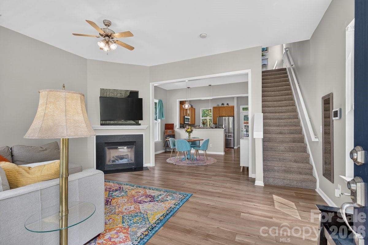 1308 Rising Oak Drive