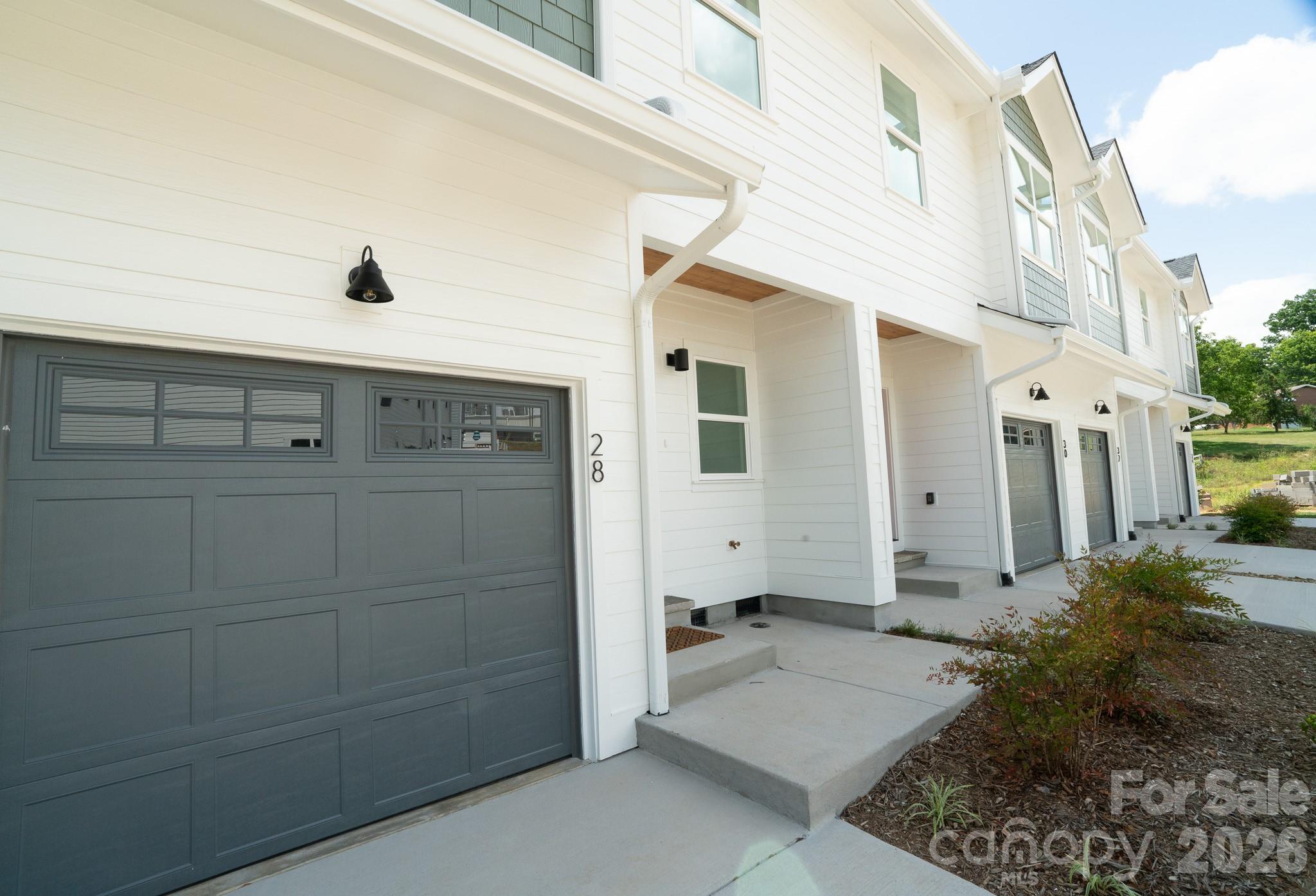 28 Brice Street 14