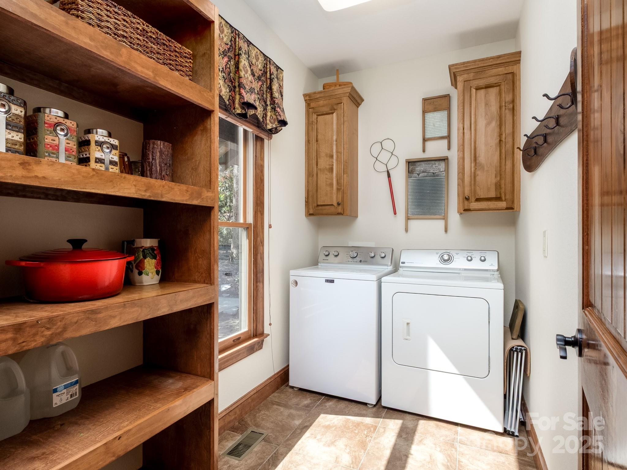 Connestee Falls - Residential