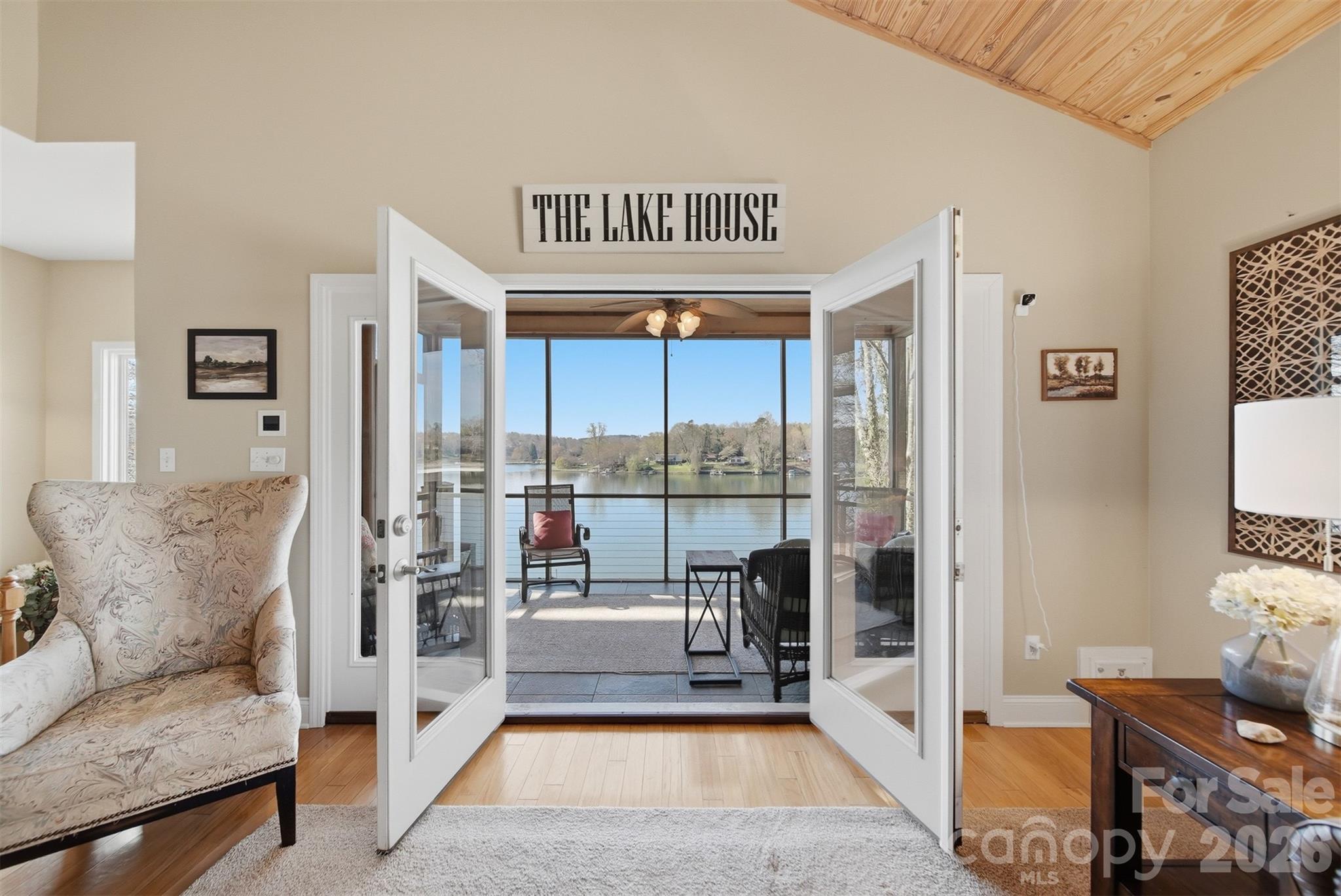 152 Bridge Pointe Lane