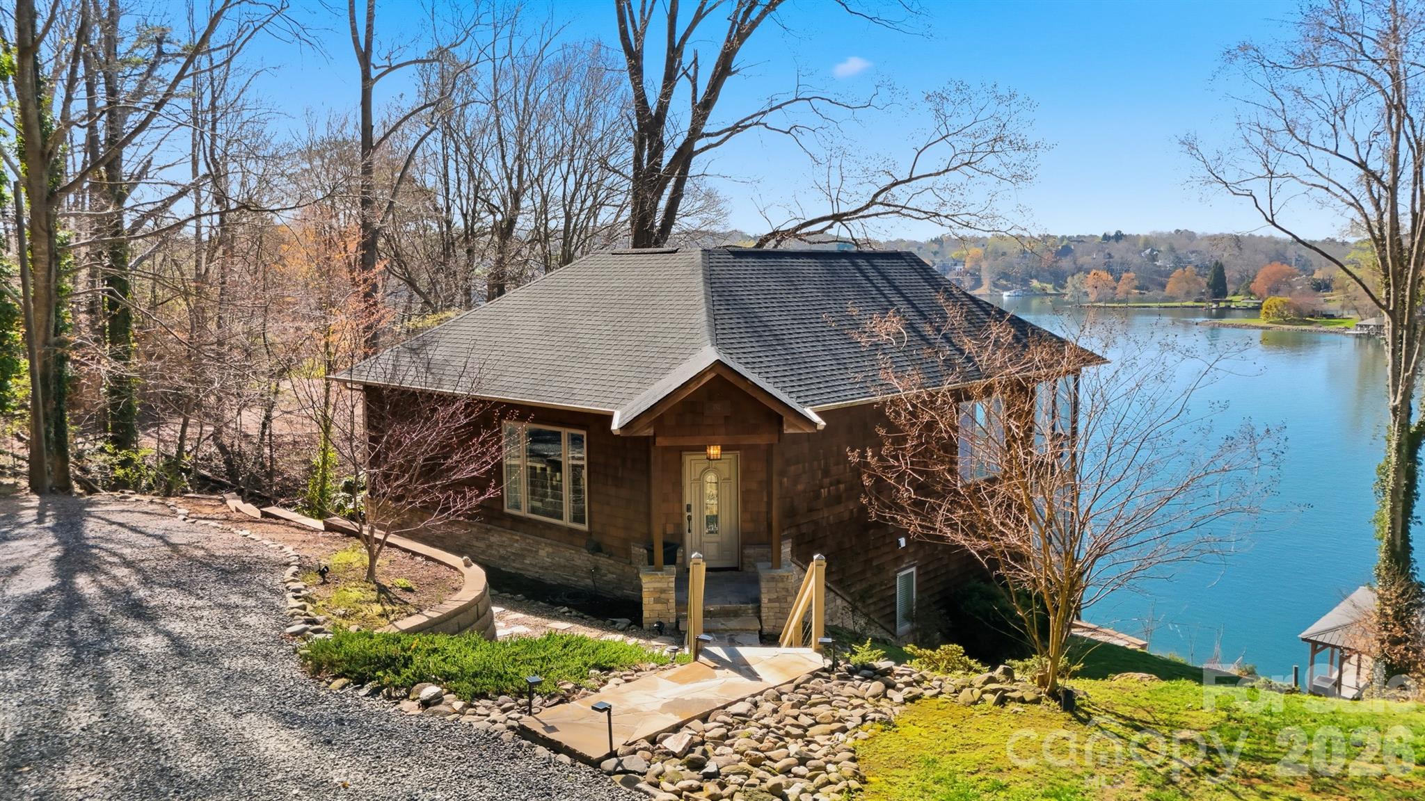 152 Bridge Pointe Lane