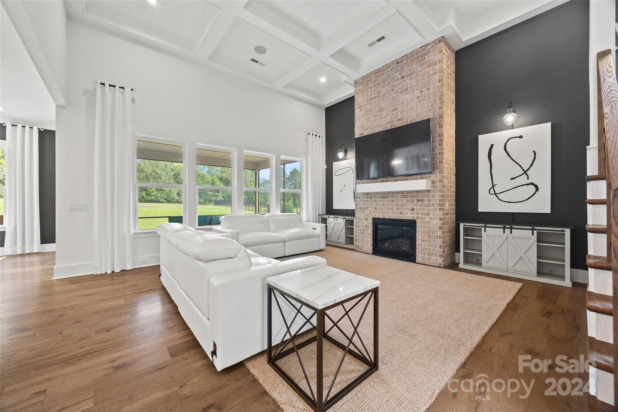 Cavesson - Residential