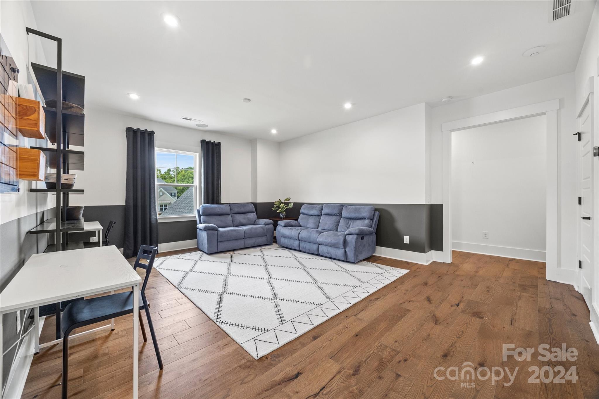 Cavesson - Residential