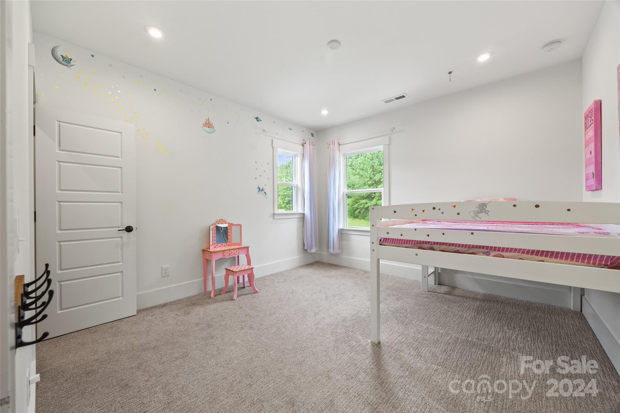 Cavesson - Residential