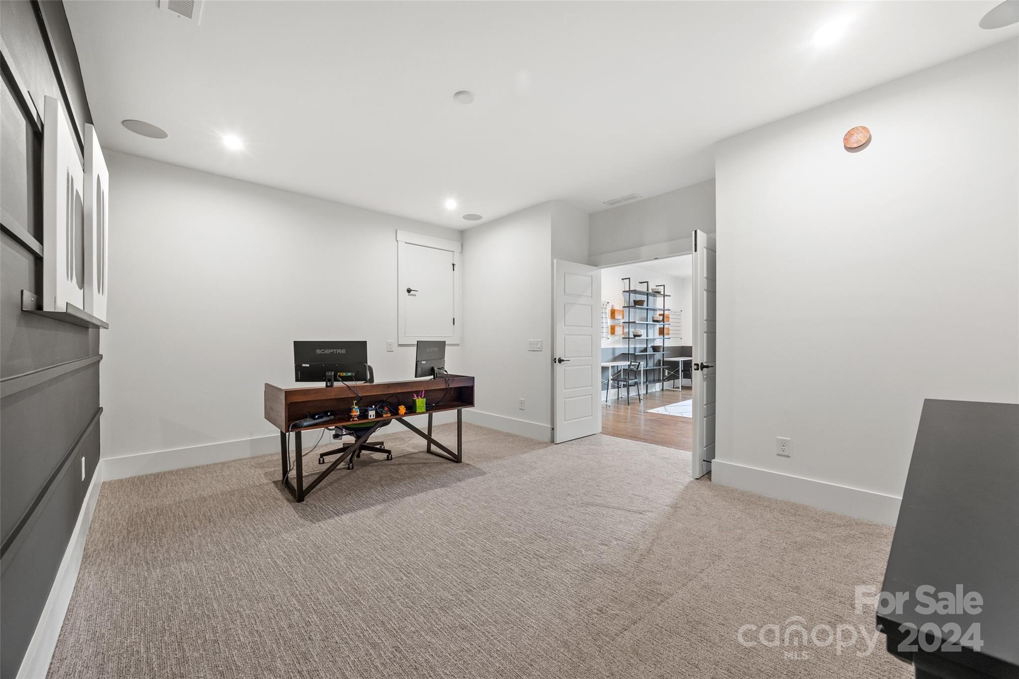 Cavesson - Residential