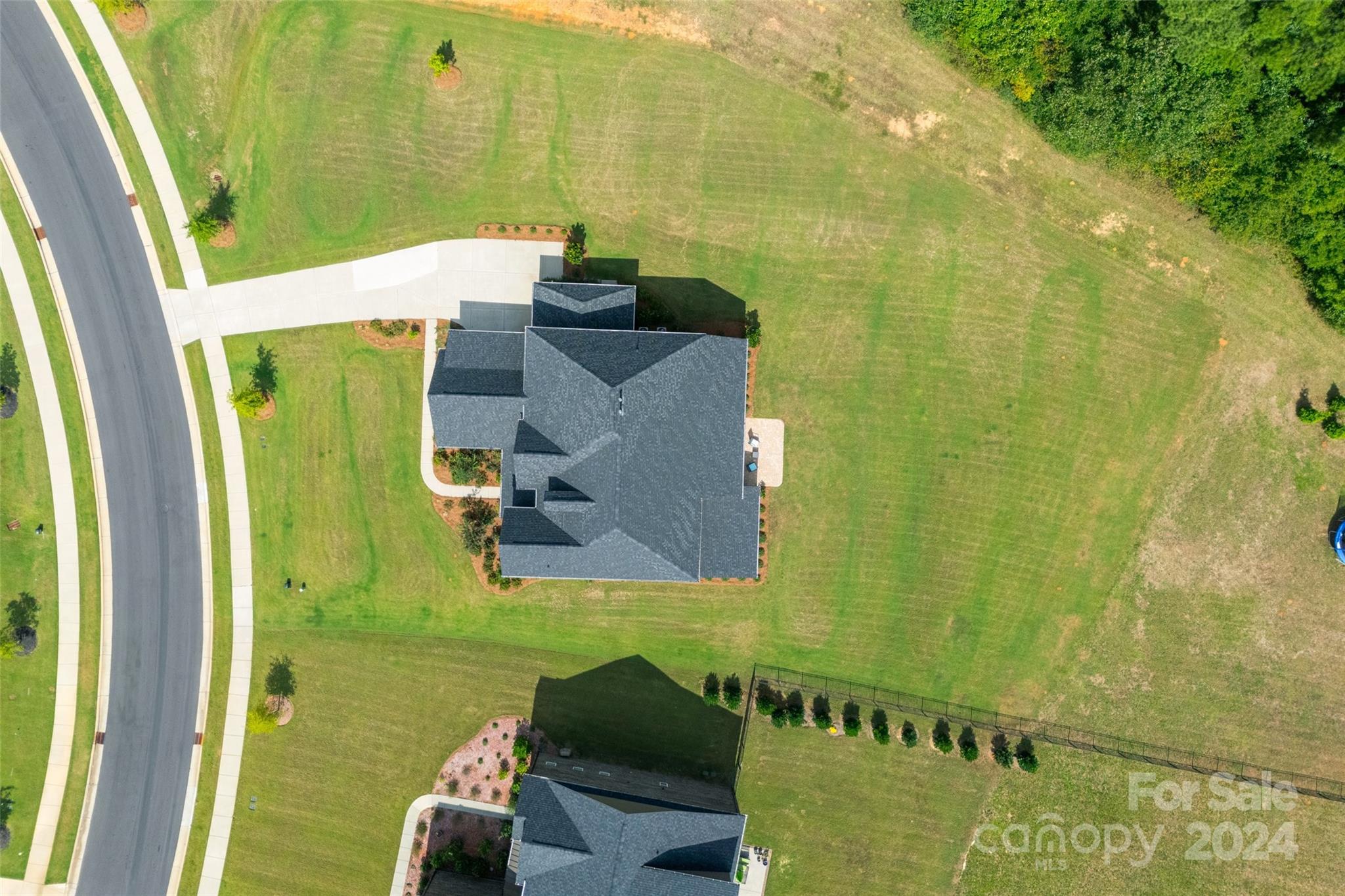 Cavesson - Residential