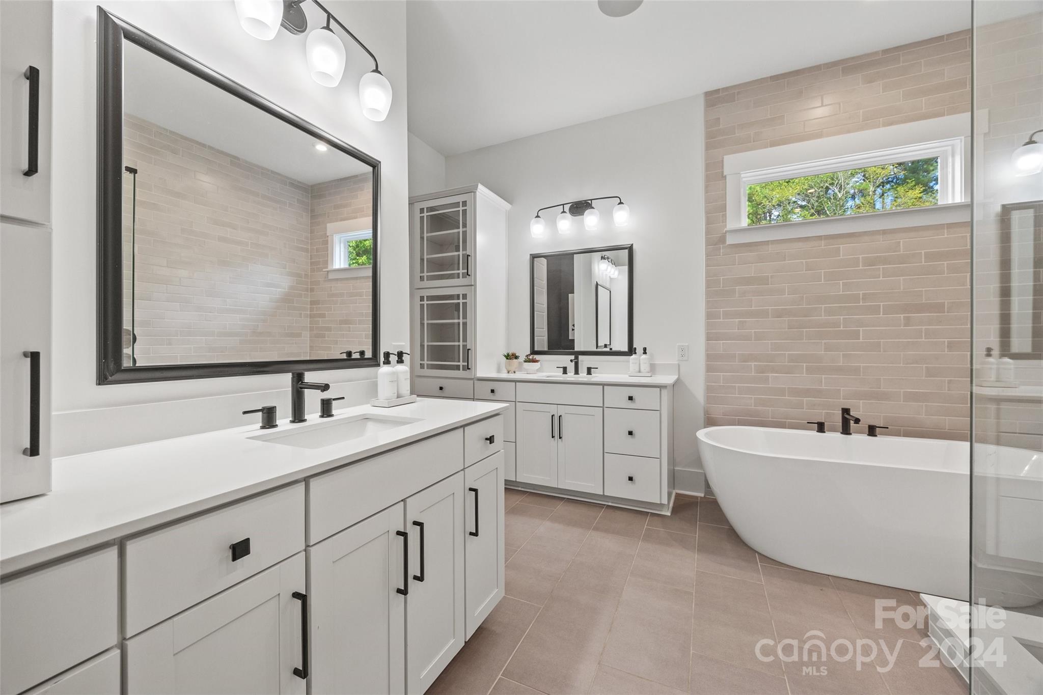 Cavesson - Residential