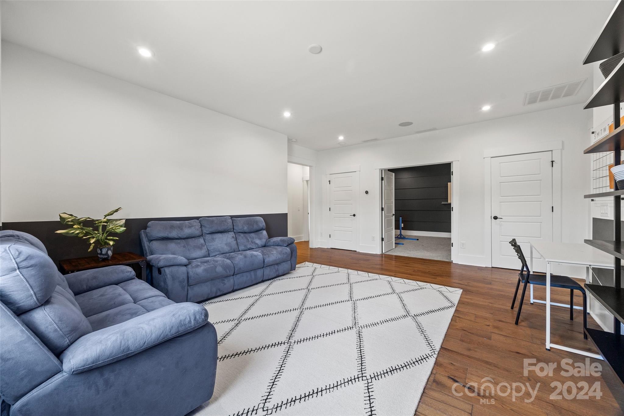 Cavesson - Residential