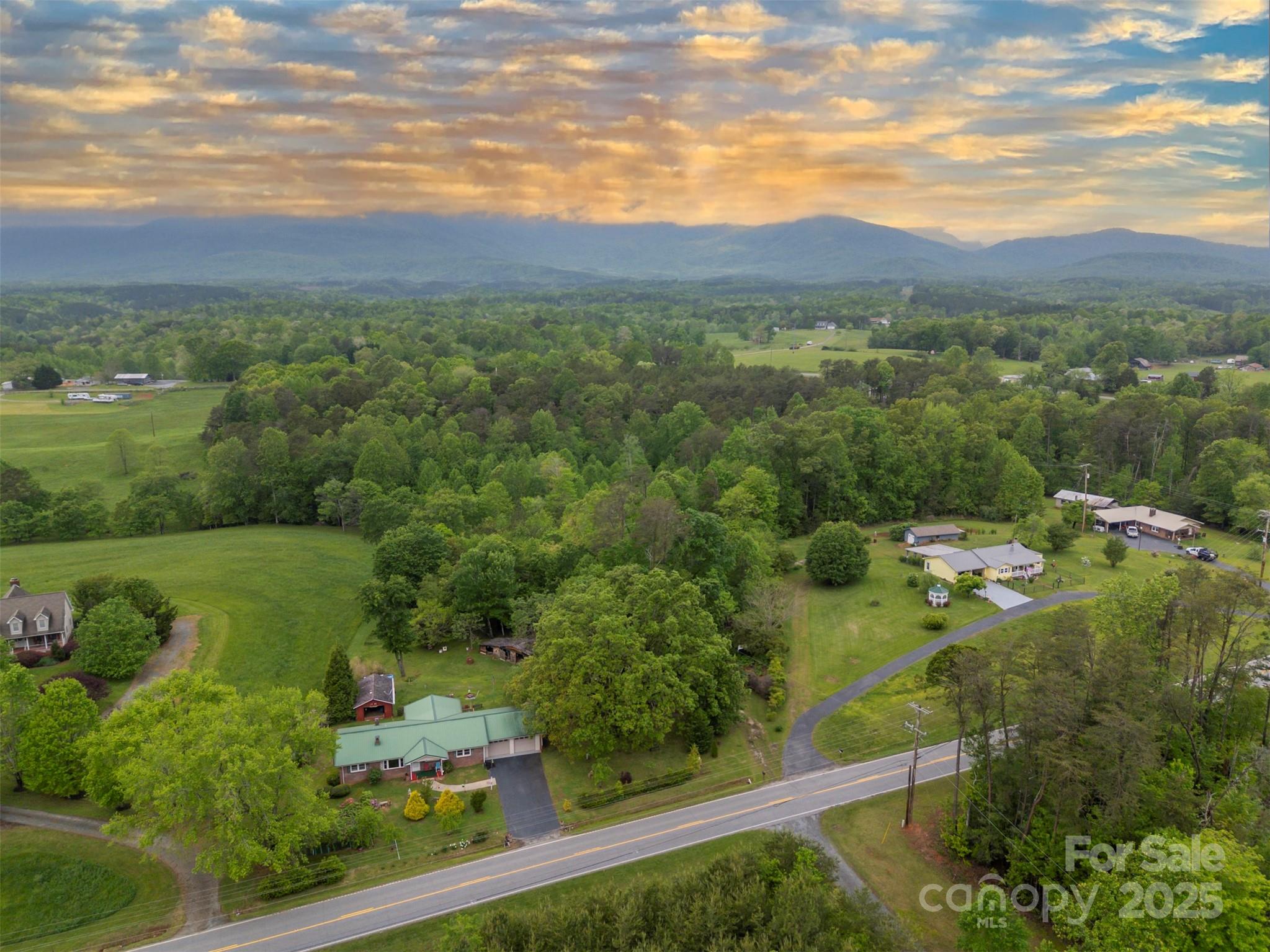 4665 NC Hwy 9 None N