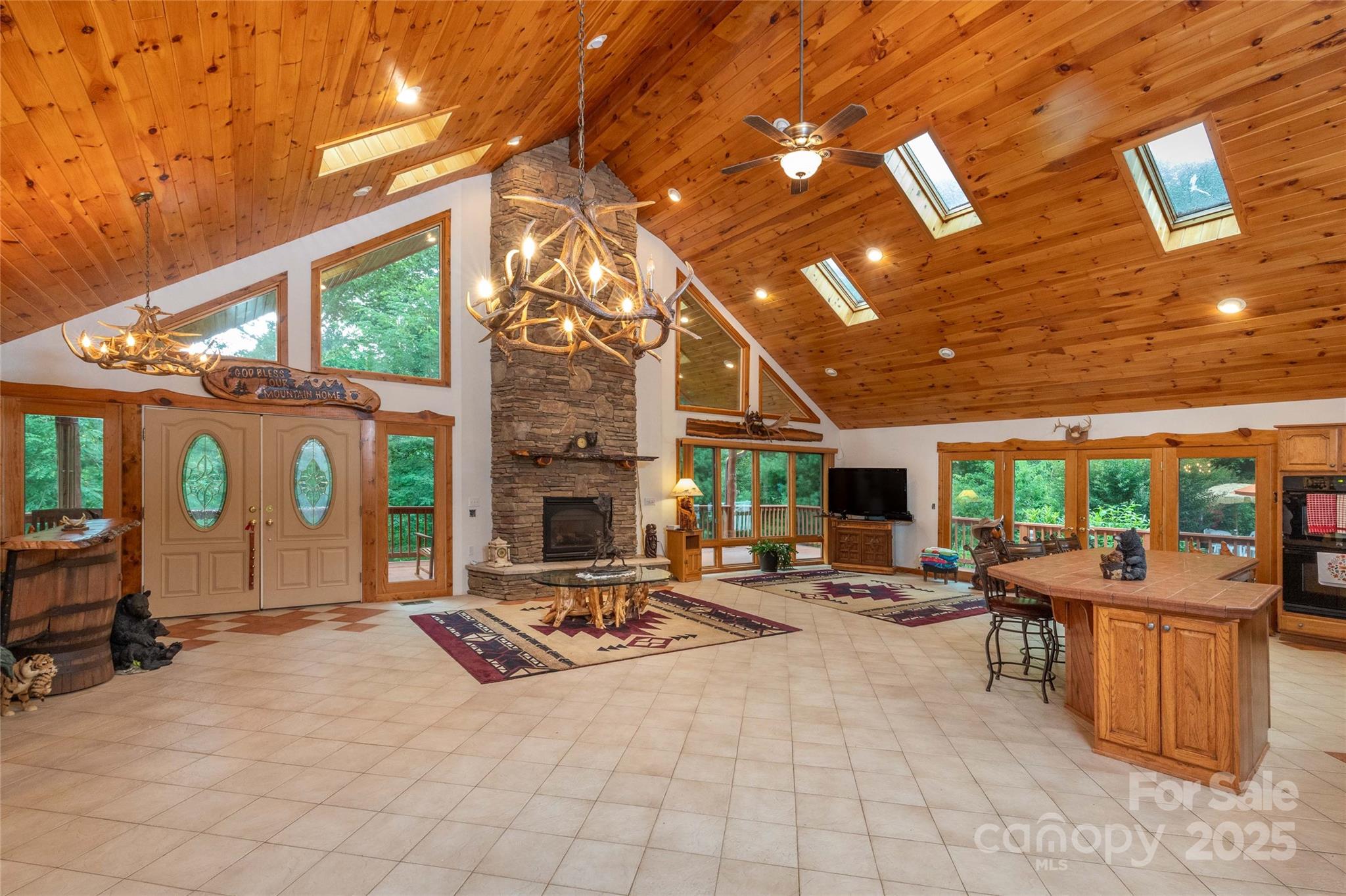 112 Hawks Nest Ridge